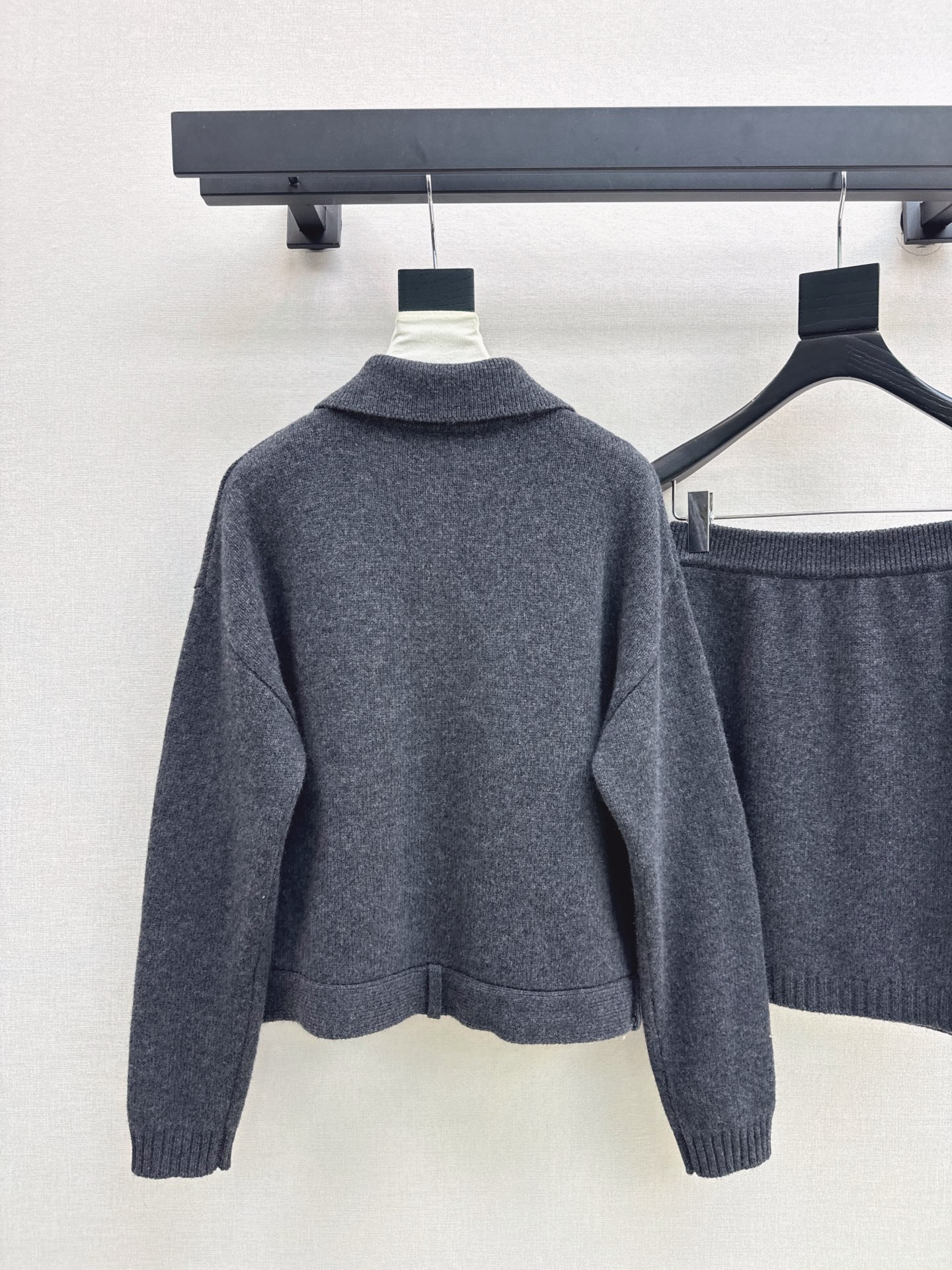 Max 26fw knit cardigan skirt sets
