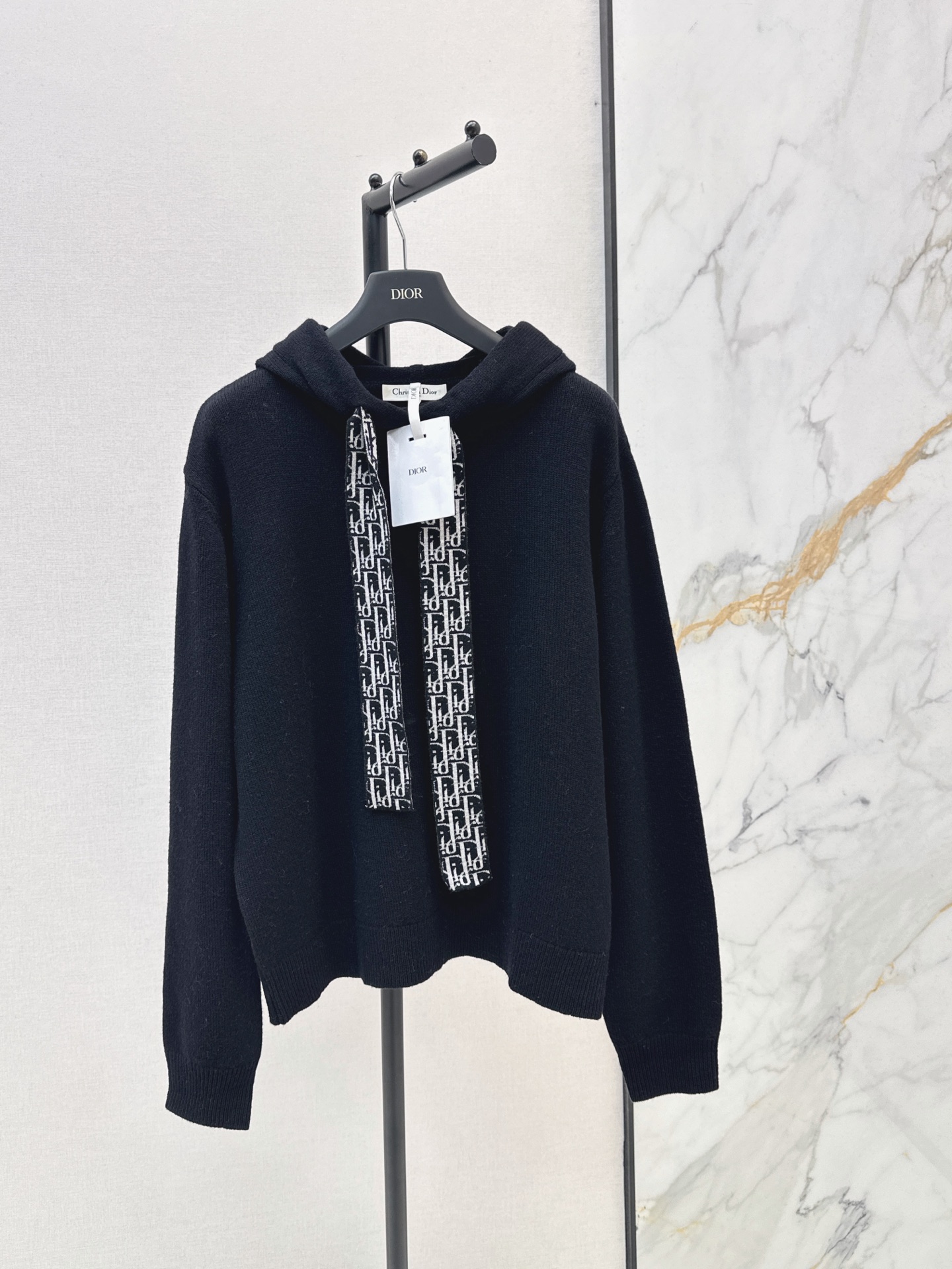 CD 26fw hooded sweater