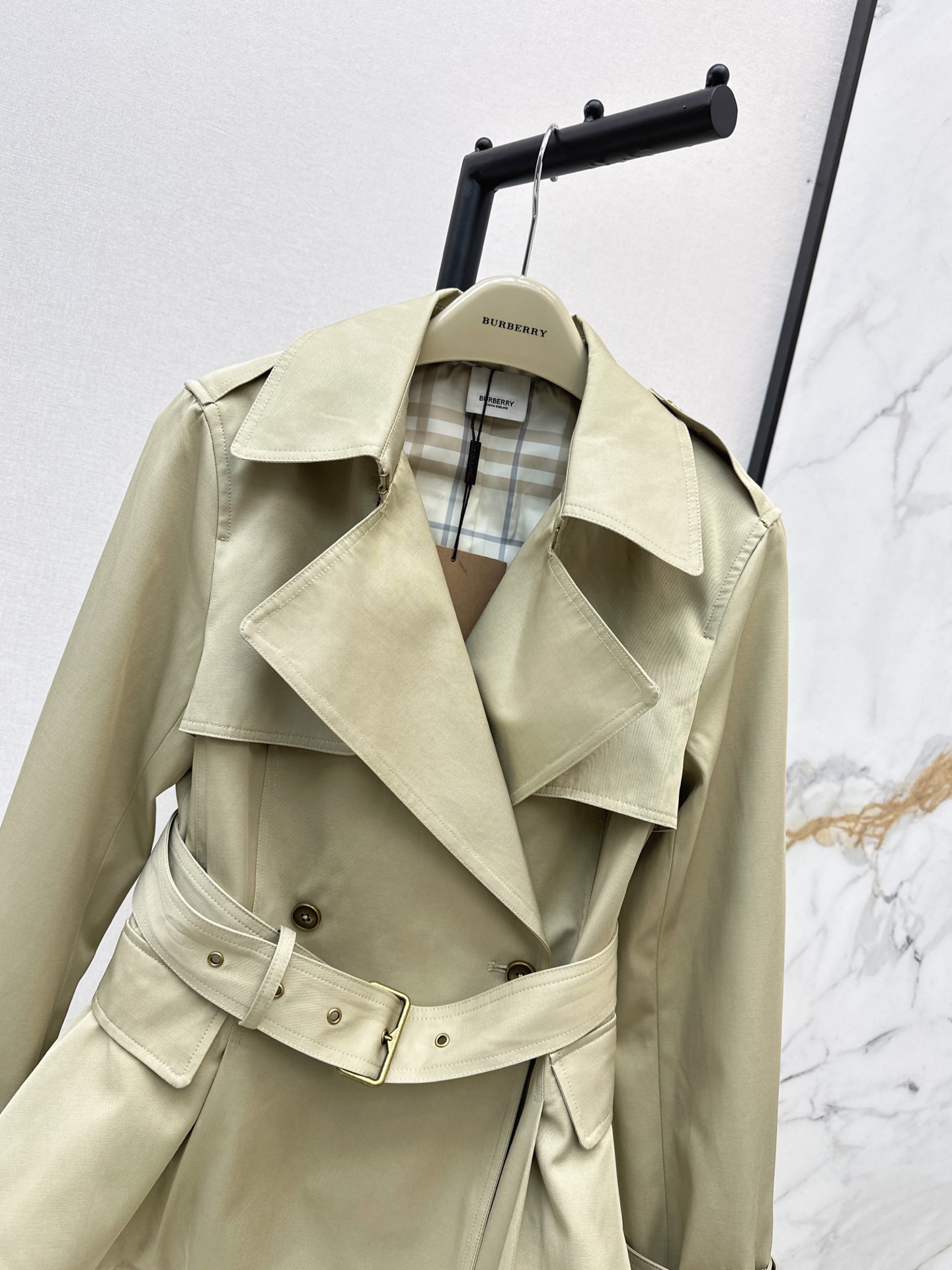 Bur 26fw cropped belted trench coats
