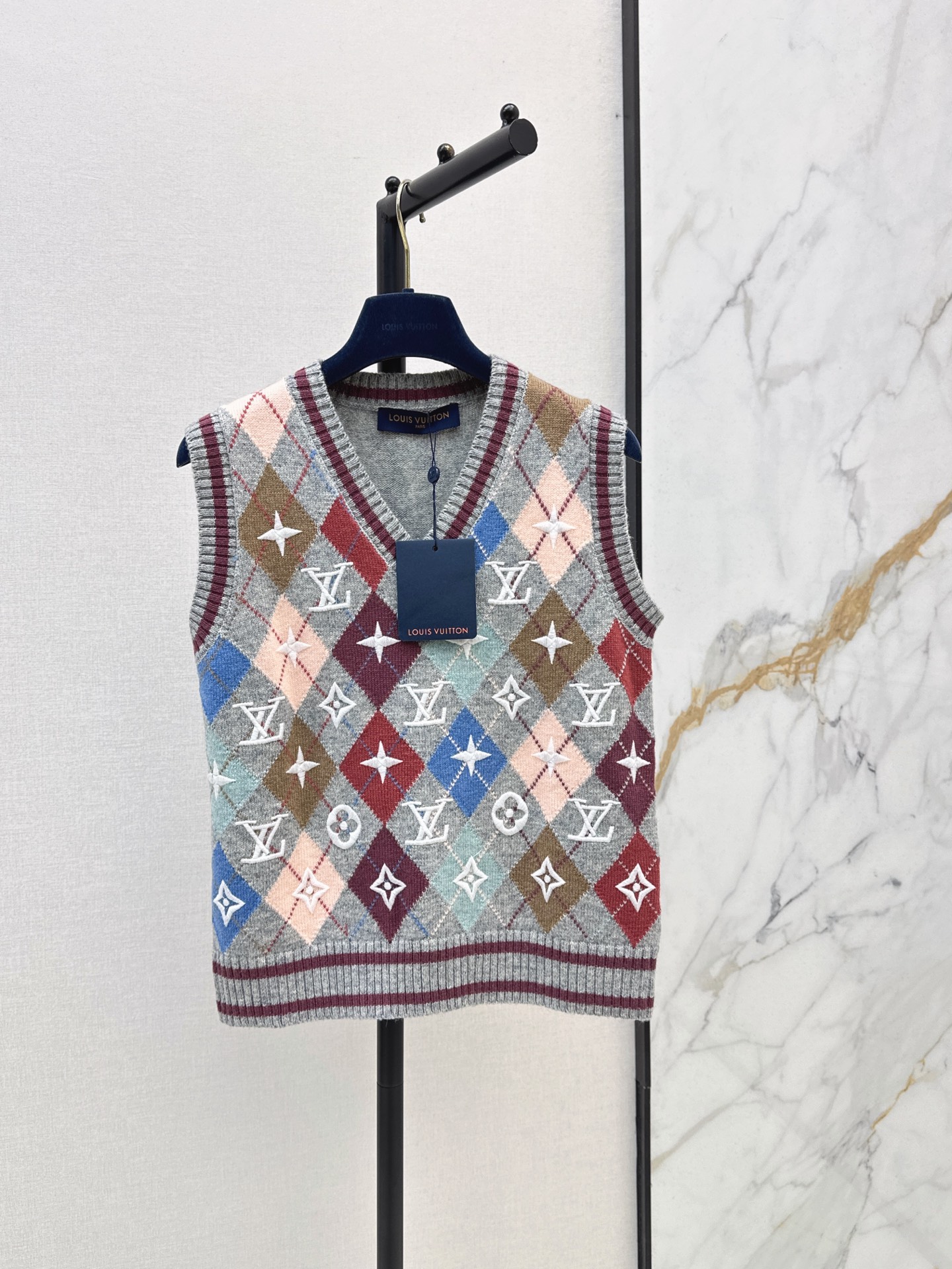 Loui 26fw jacquard knit vest