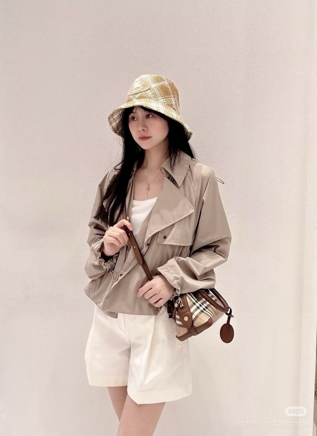 Bur 26fw cropped drawstring hooded trench coats