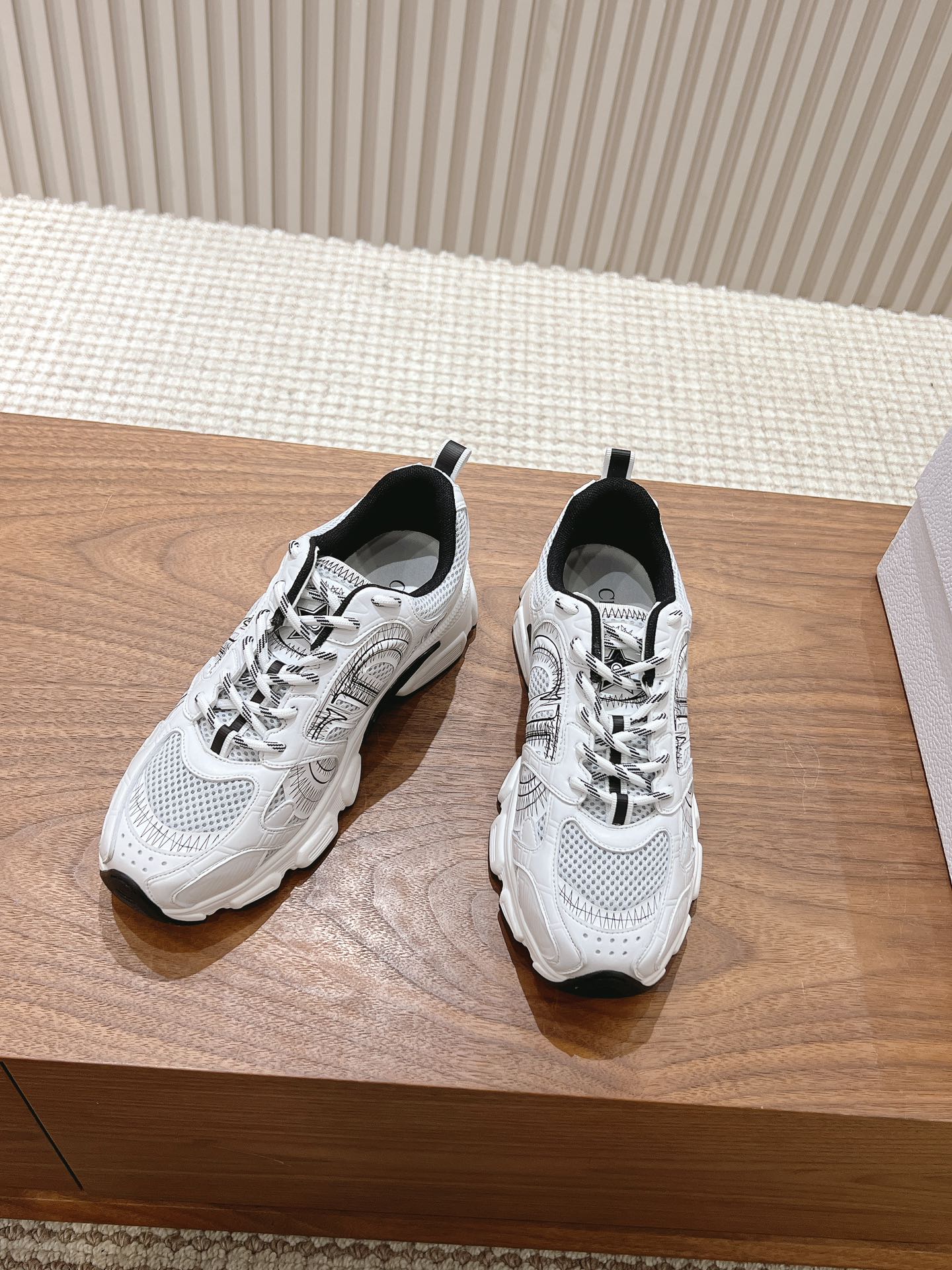 D chrono sneaker