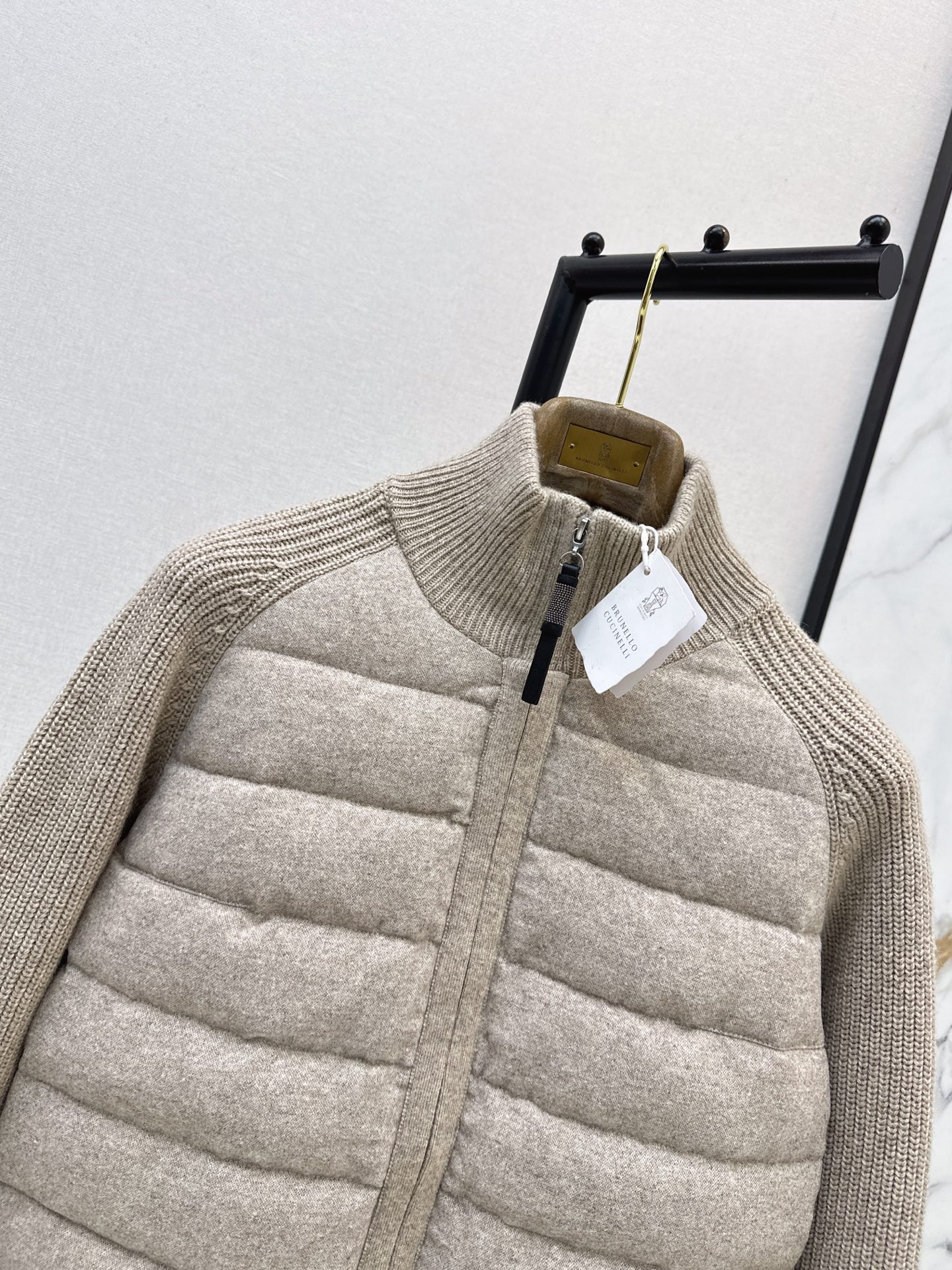 Brun 26fw knit contract down jacket
