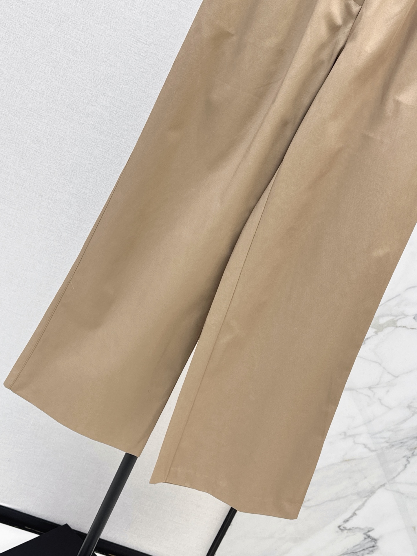 Loui 26fw straight-leg pants