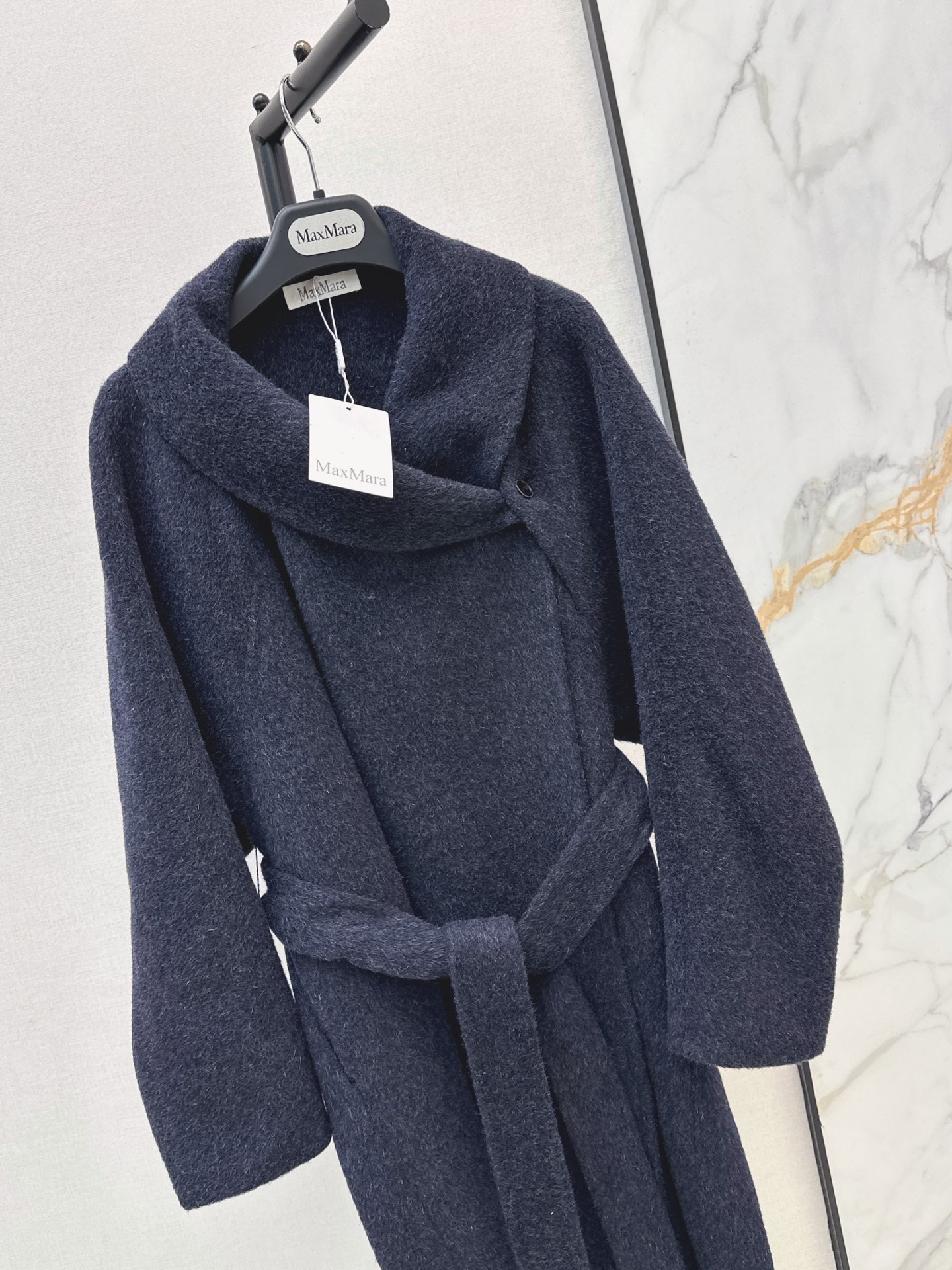 Max 26fw woolen belted overcoats