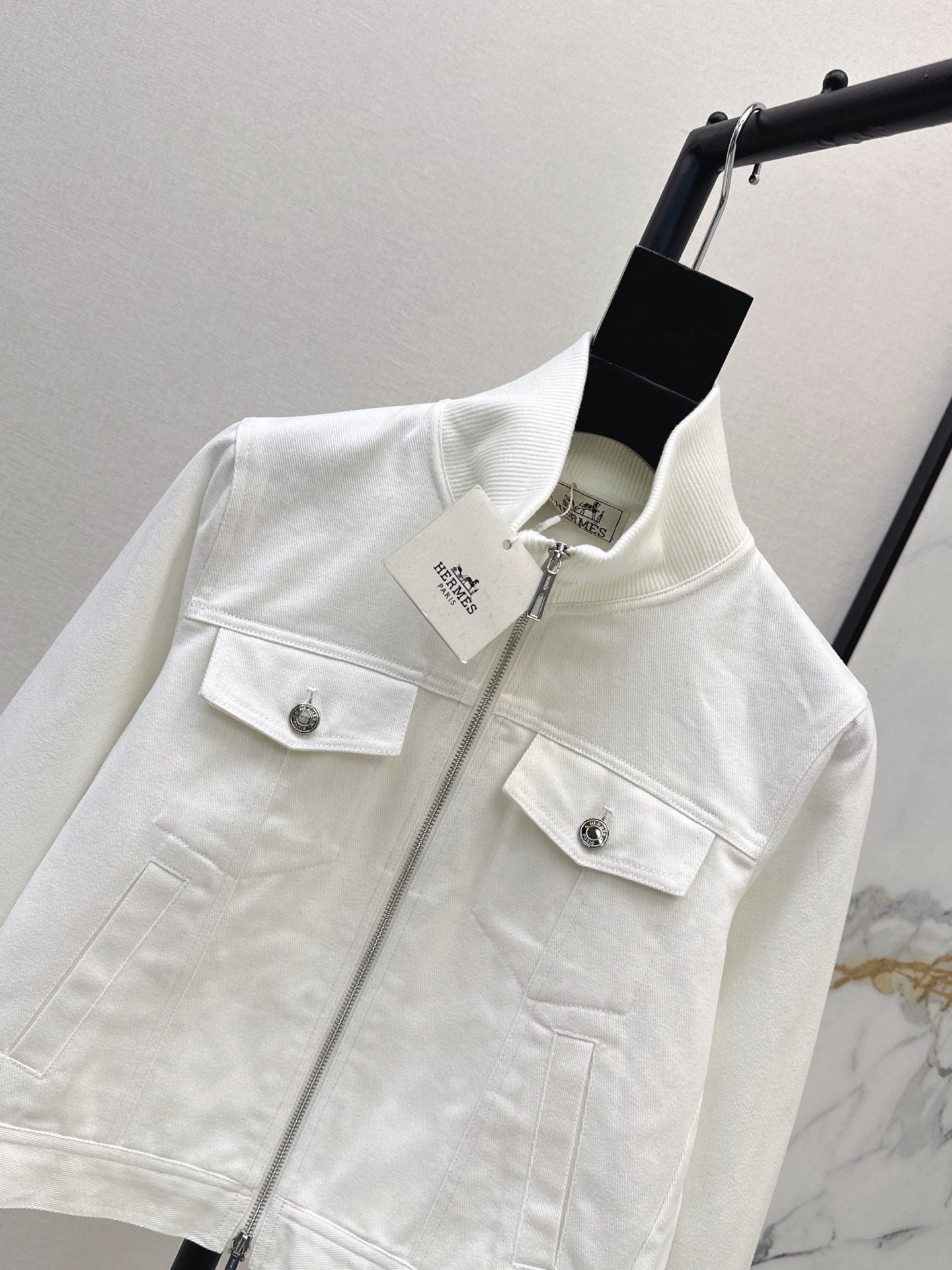 Her 26fw zipper jacket