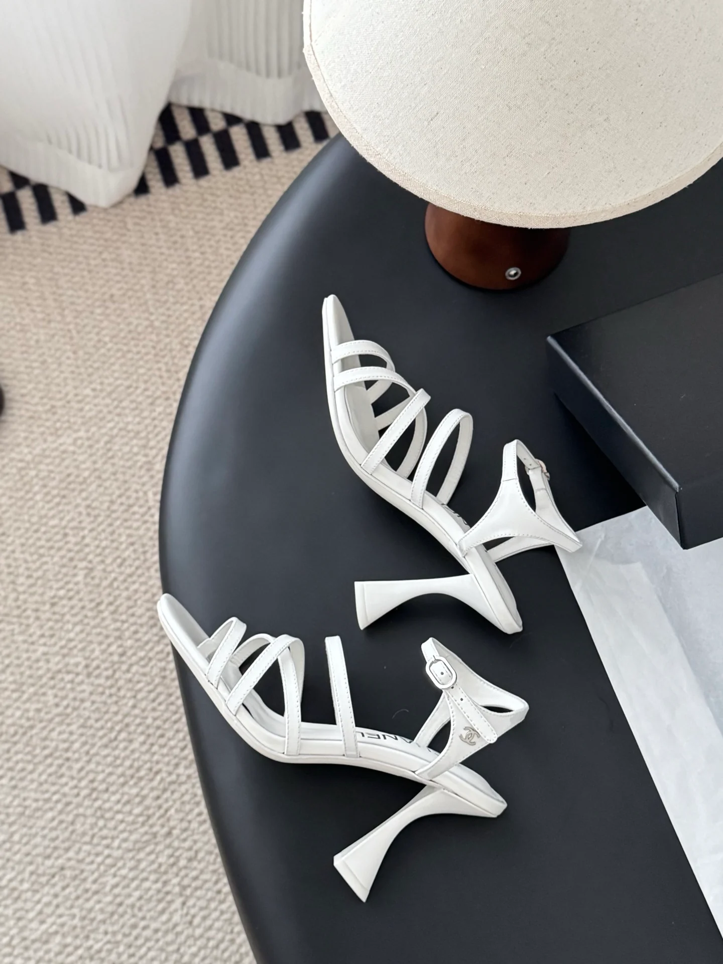 Chan 25fw high heel sandals