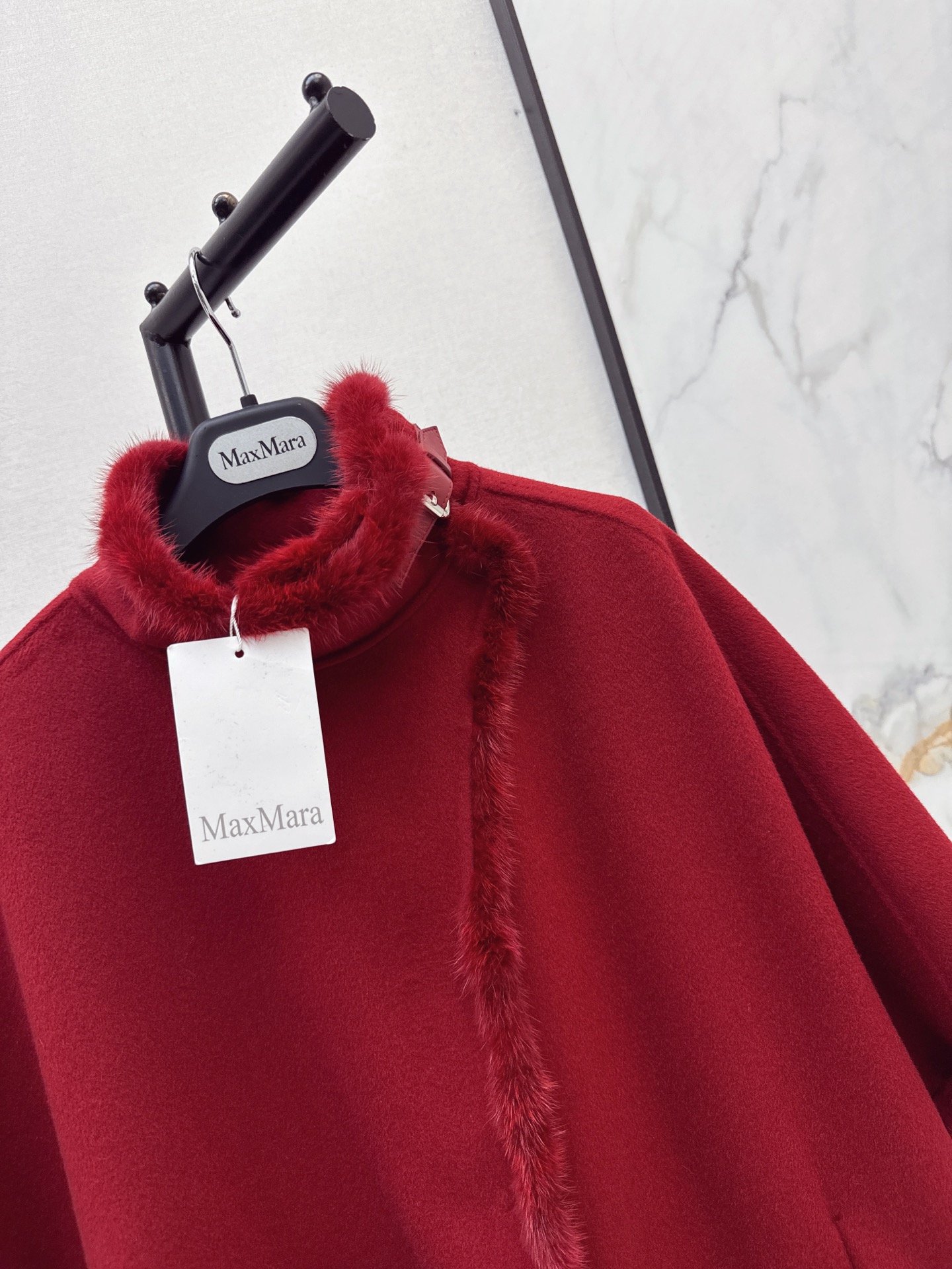 Max 26fw woolen cape jacket
