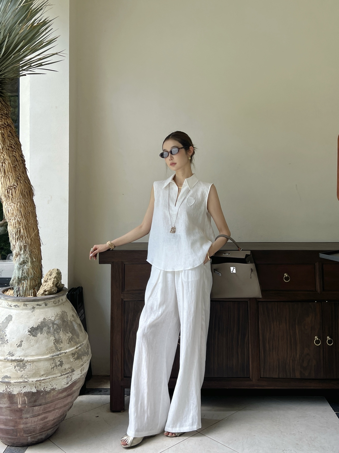 Brun 26ss sleeveless shirt