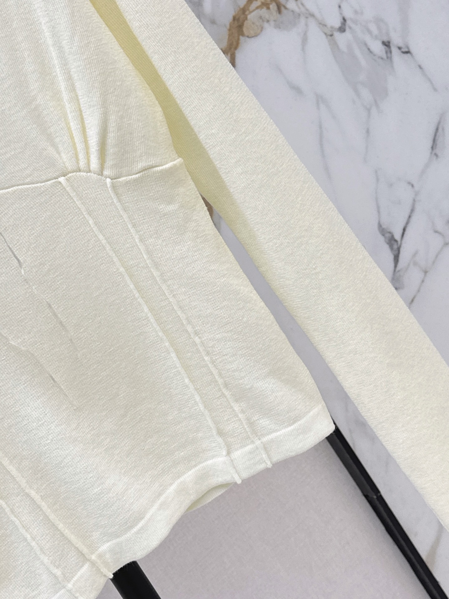 Chan 26fw v-neck knitwear