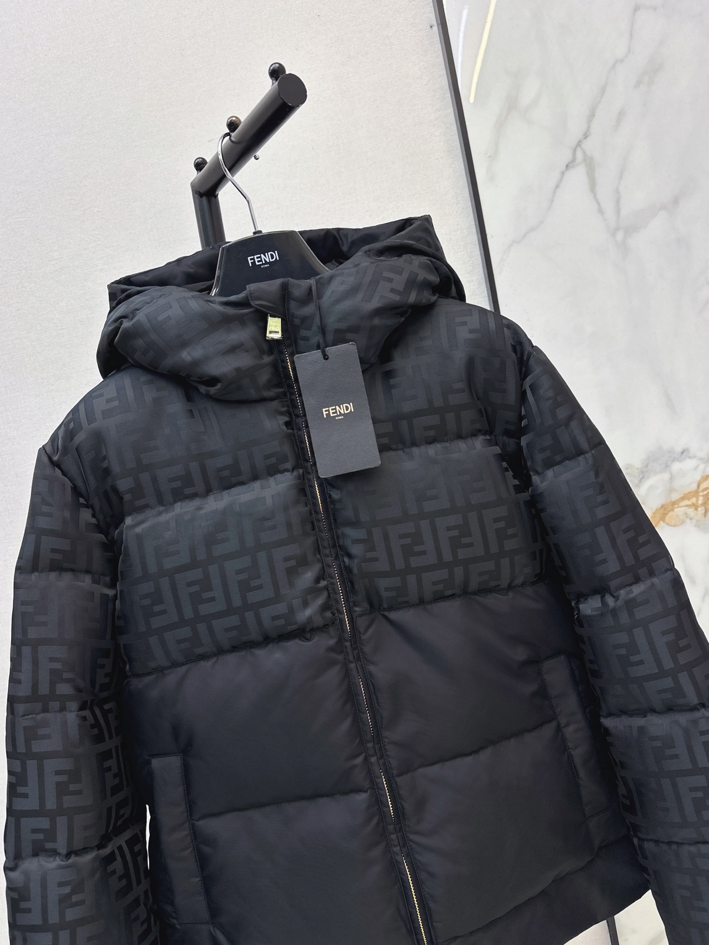 Fen 26fw jacquard hooded down jacket