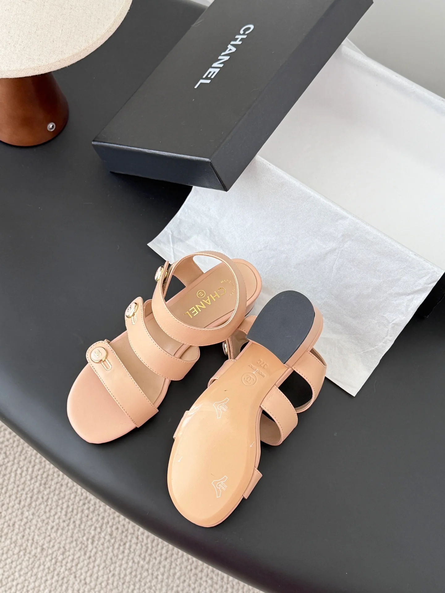 Chan 26ss sandals