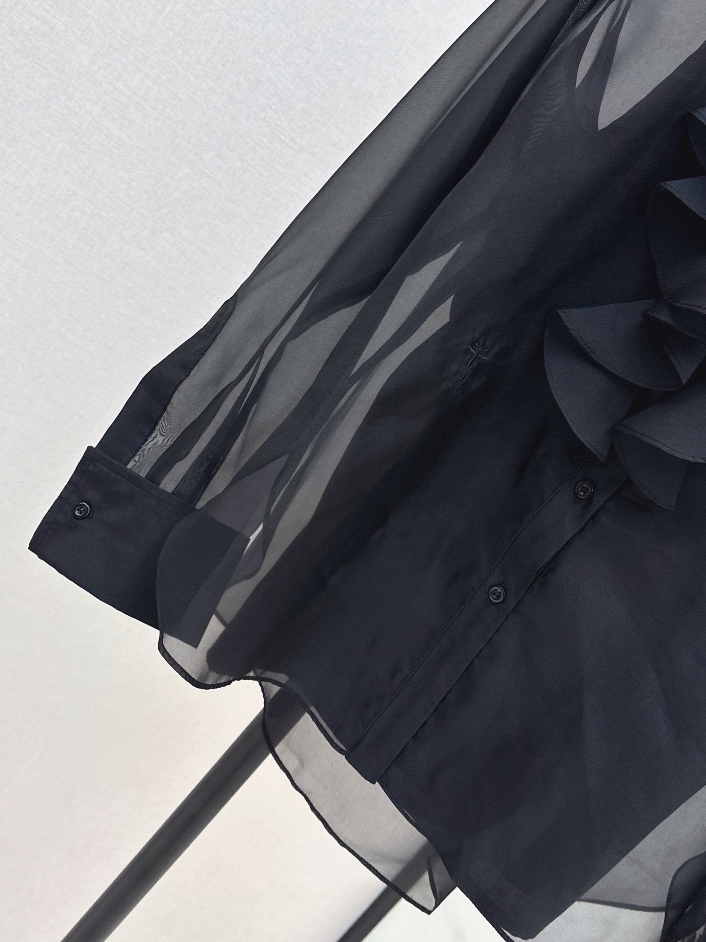 CD 26ss ruffle shirt