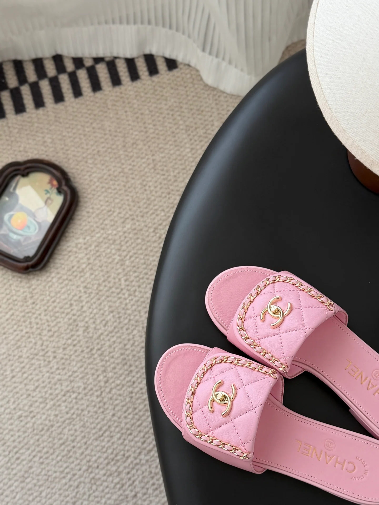 Chan 26ss sandals