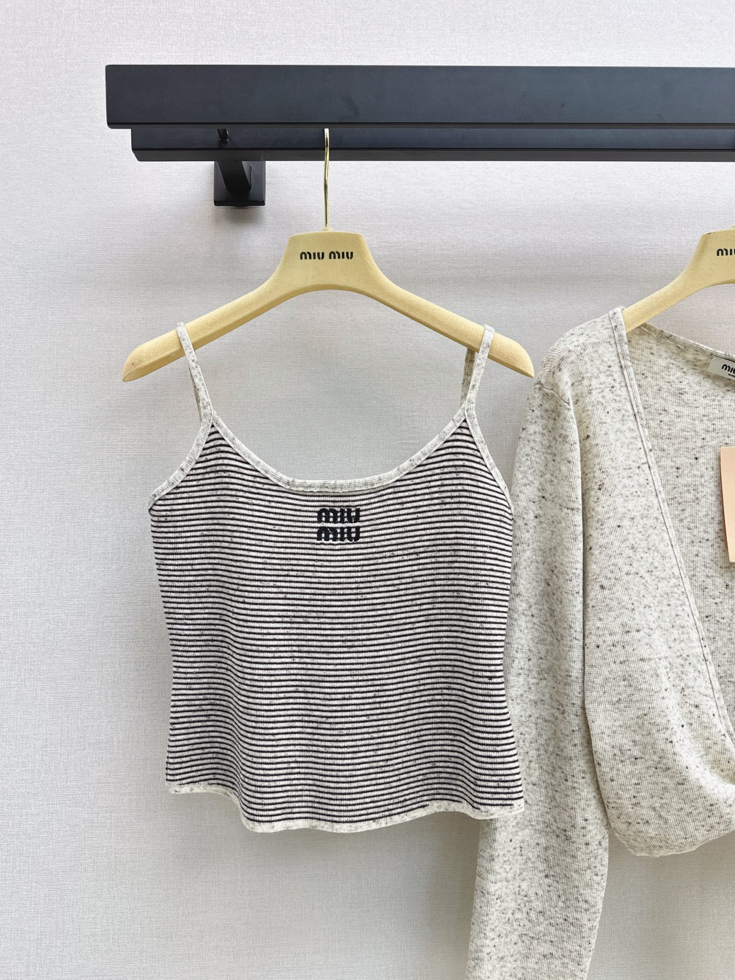 Miu 26fw stripe knit vest cardigan sets