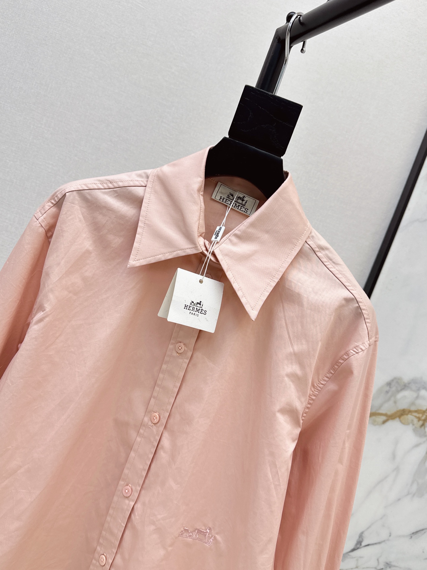 Her 26fw shirt
