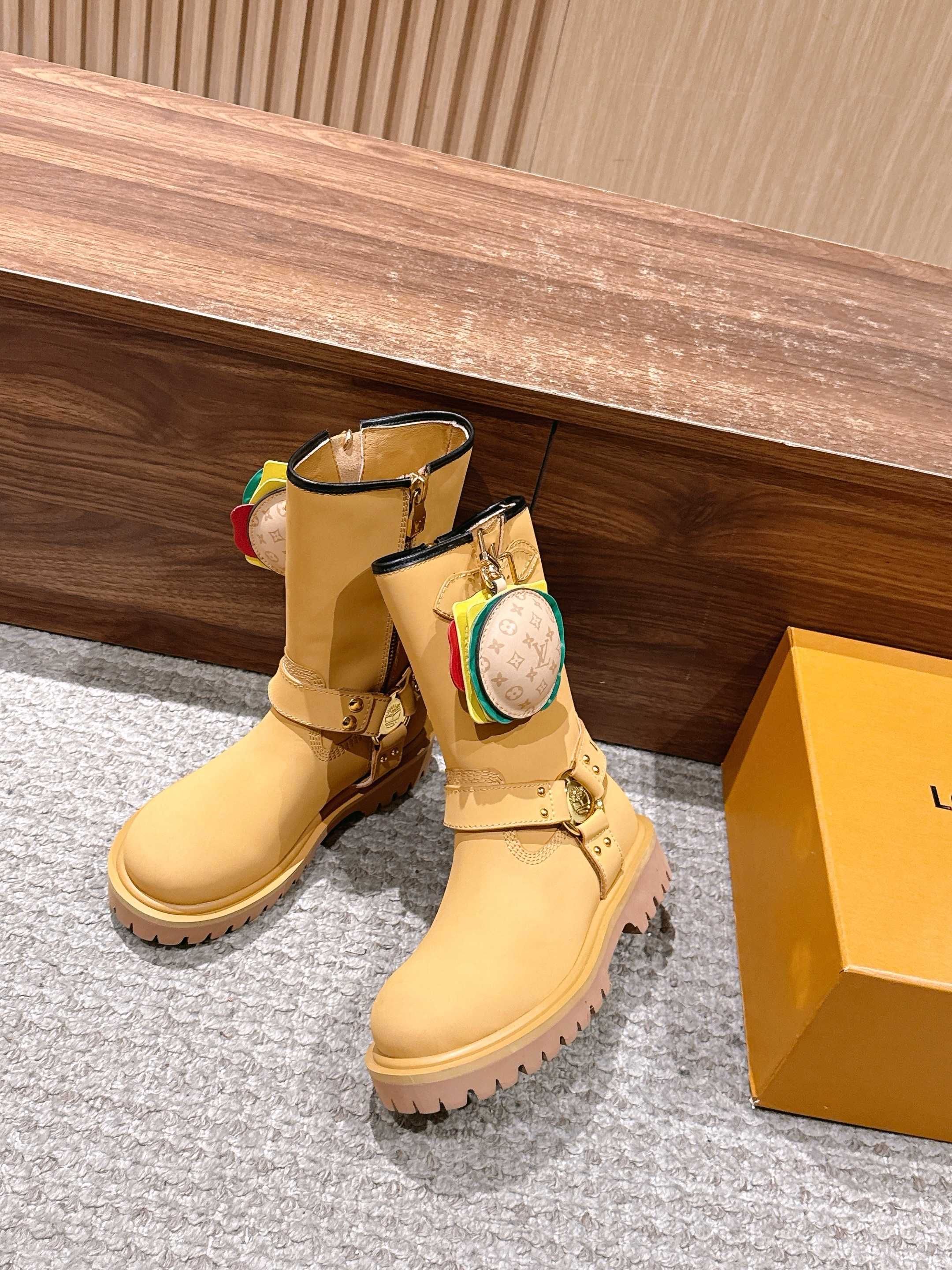 Loui 25fw biker boots
