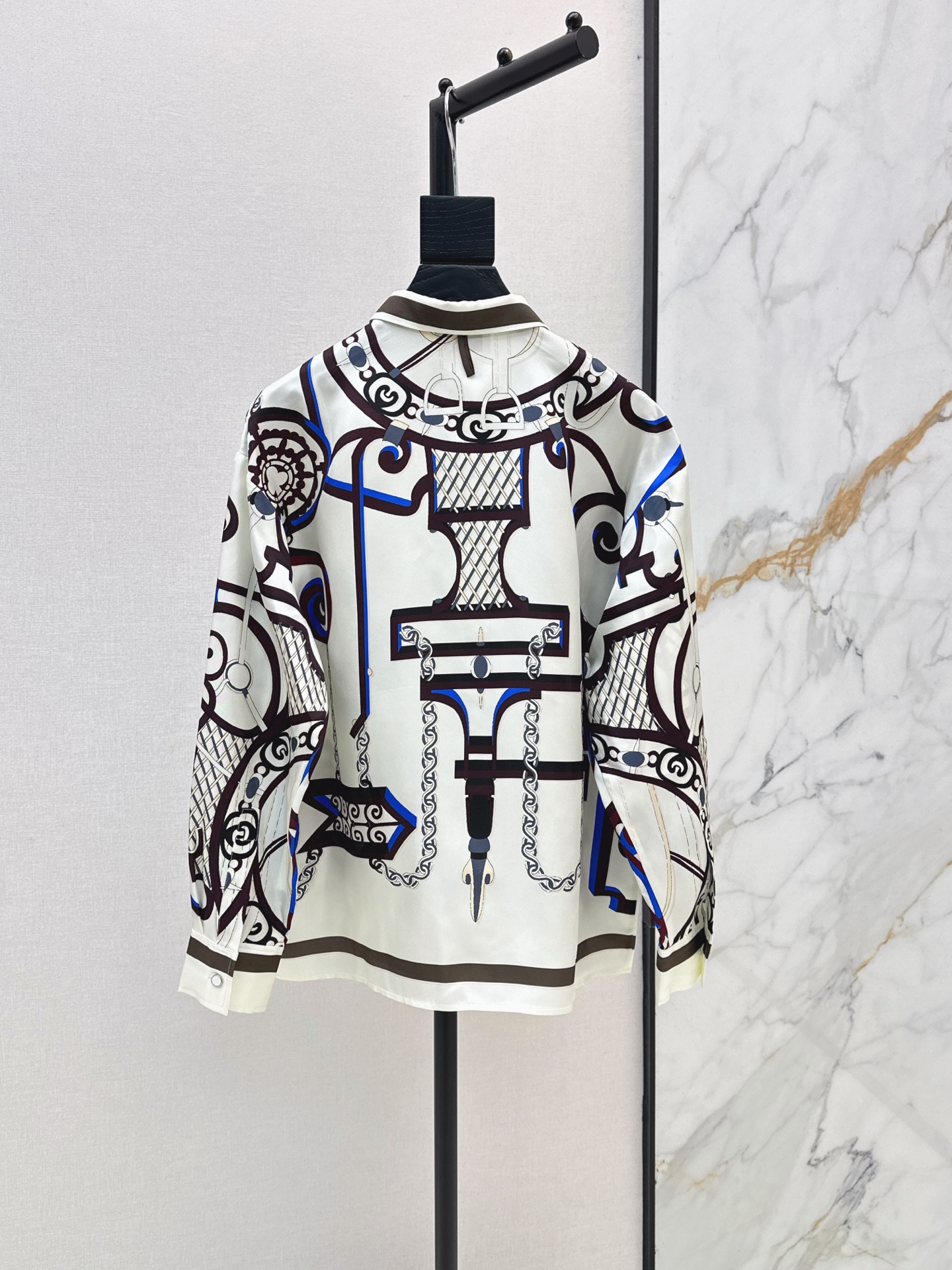 Her 26fw print silk shirt