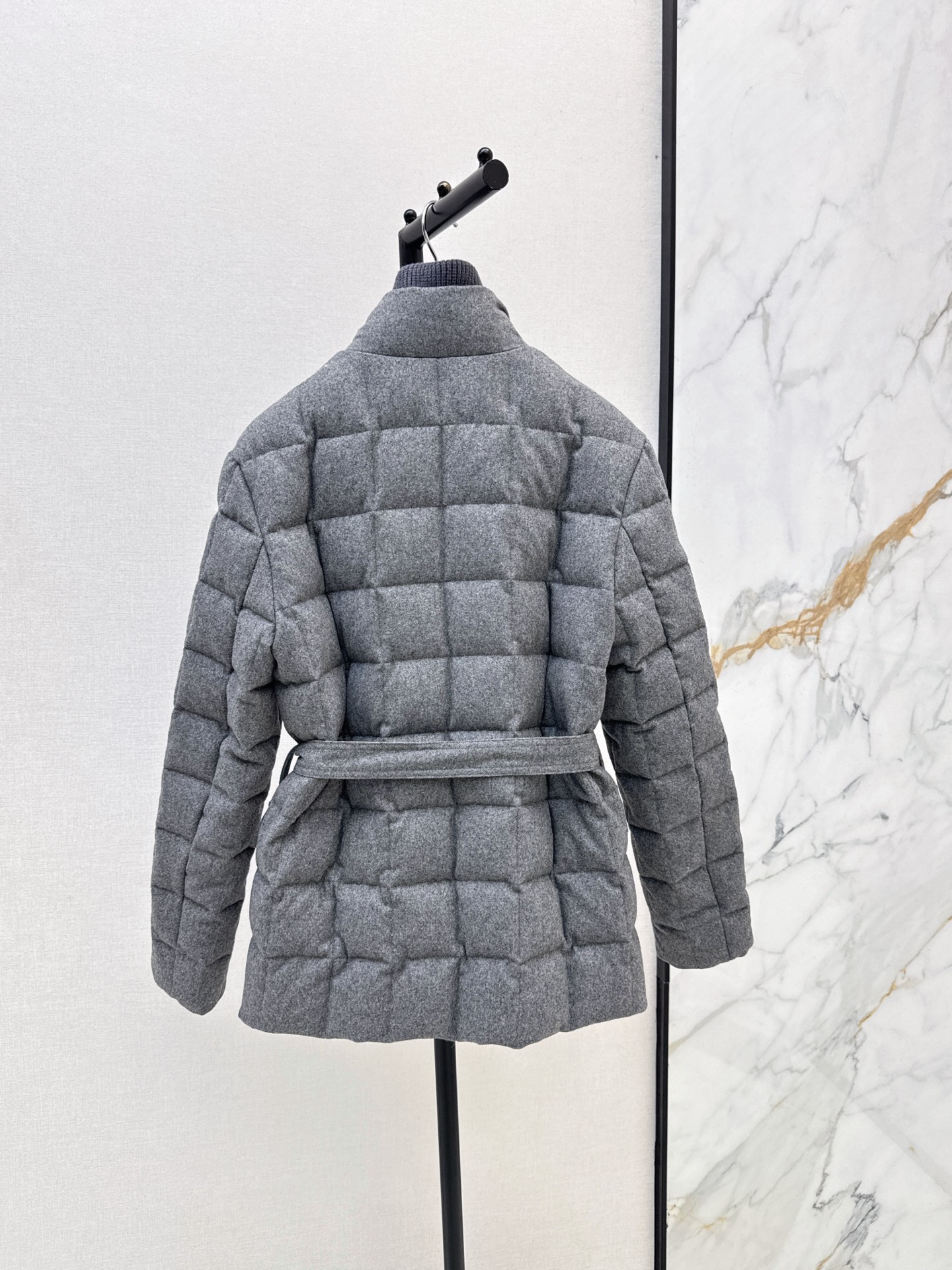 Monc 26fw belted down jacket
