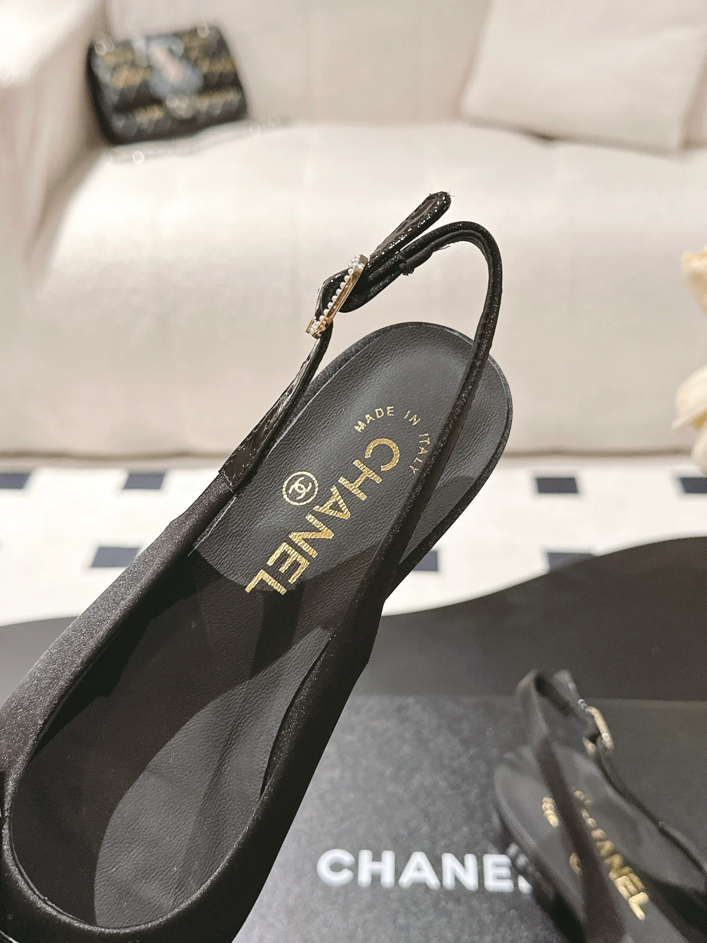Chan 25fw slingback flats