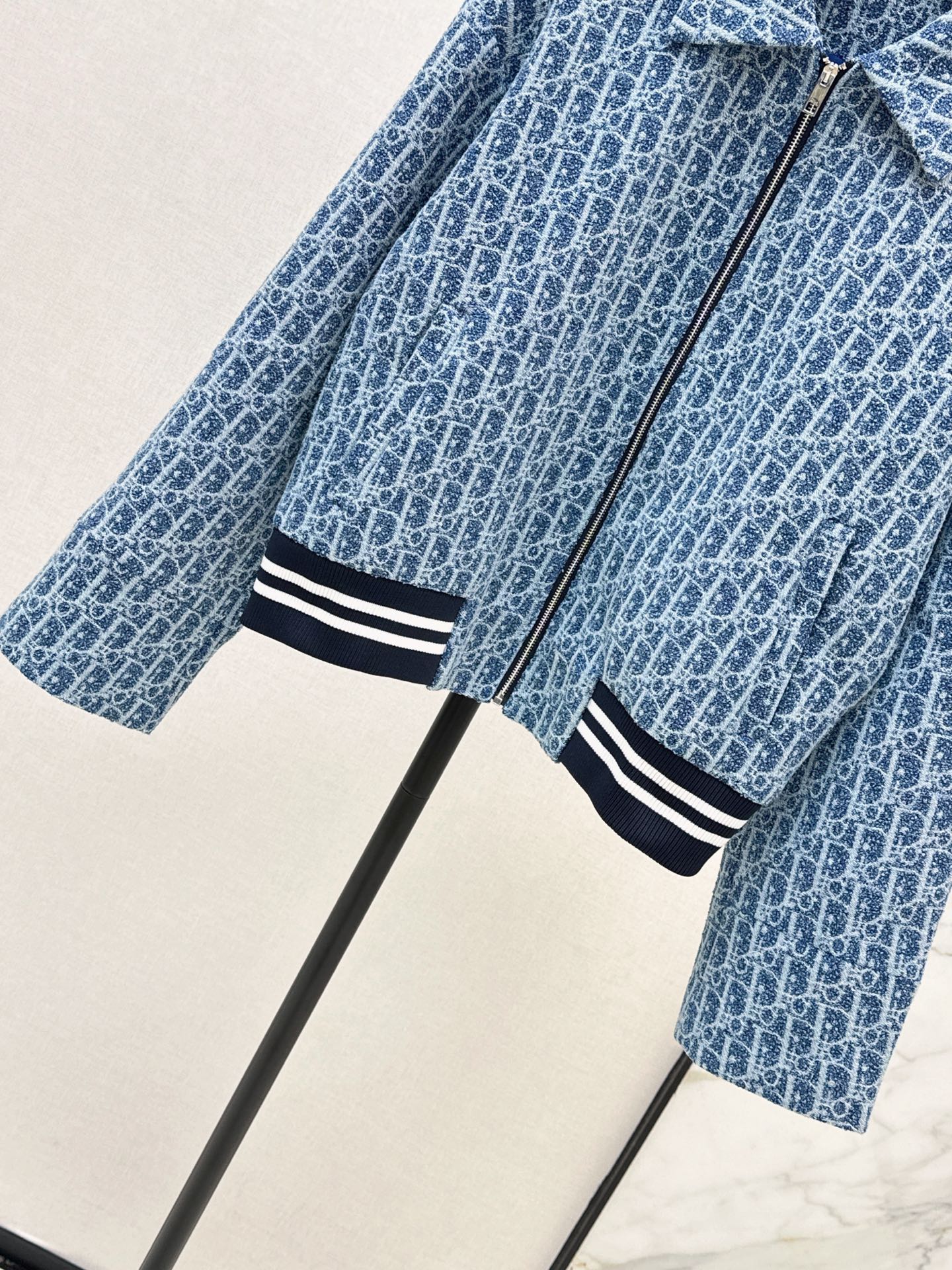 CD 26fw tweed zipper jacket