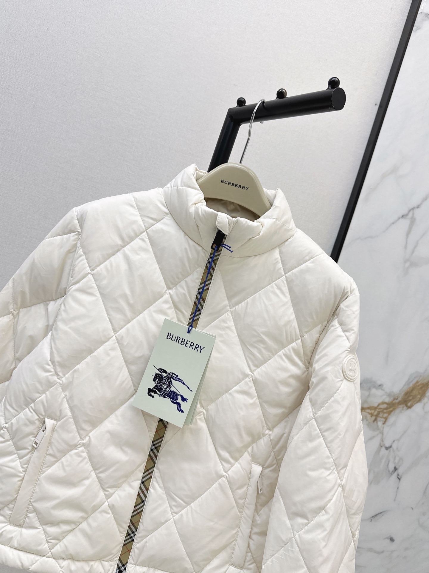 Bur 26fw down jacket