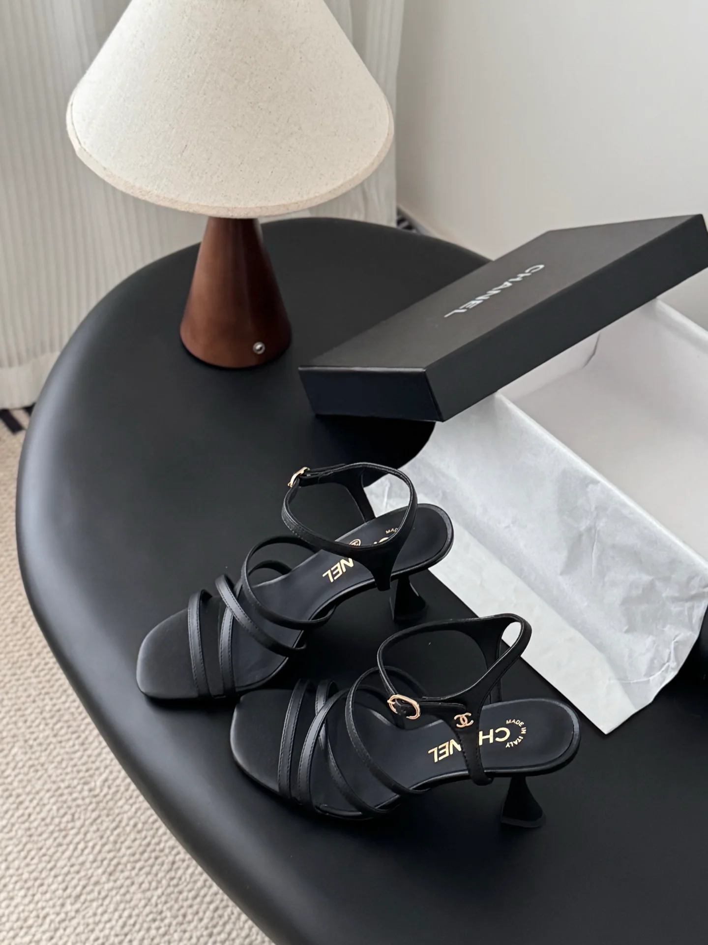 Chan 25fw high heel sandals