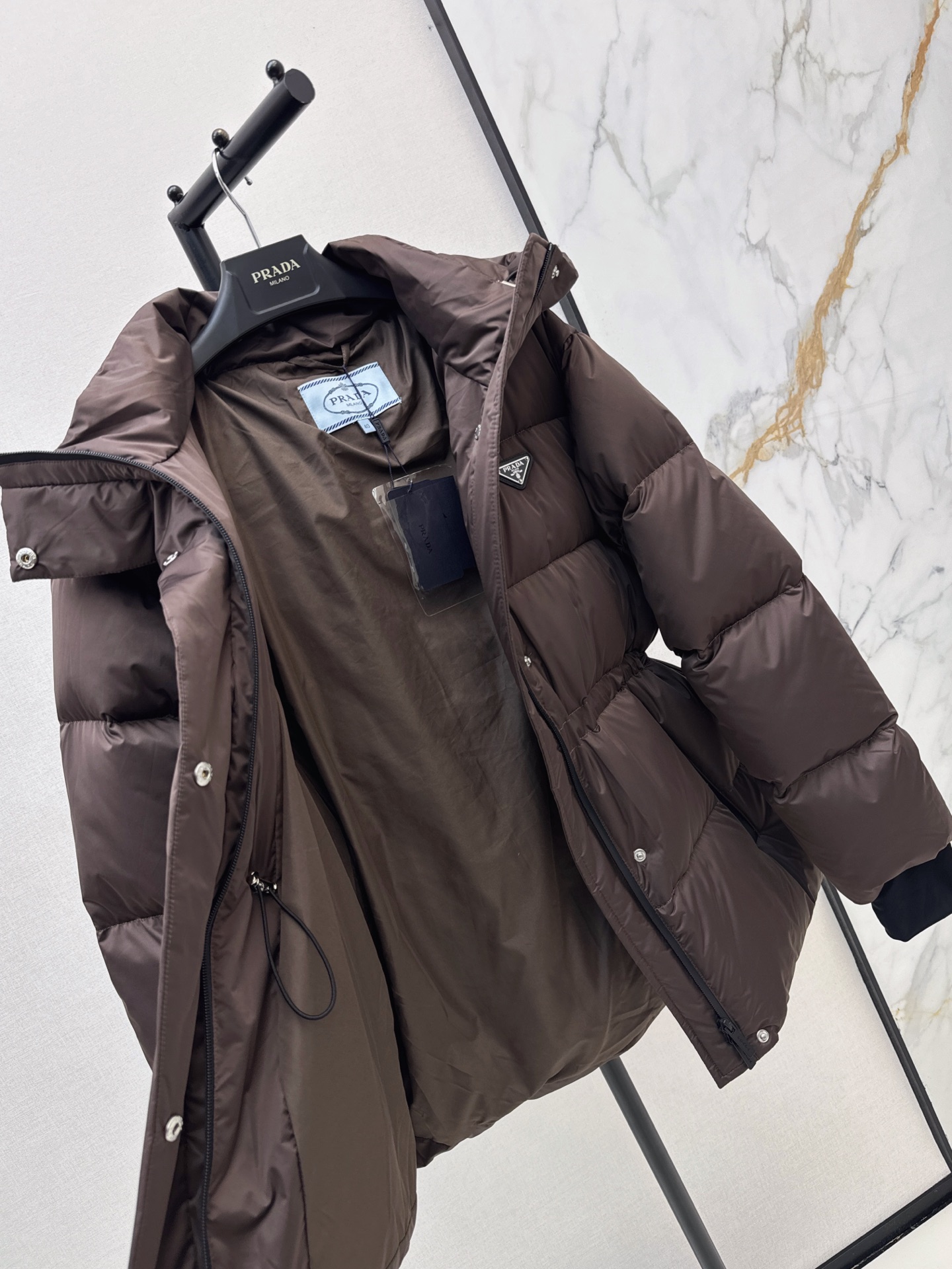 Pra 26fw hooded drawsting down jacket