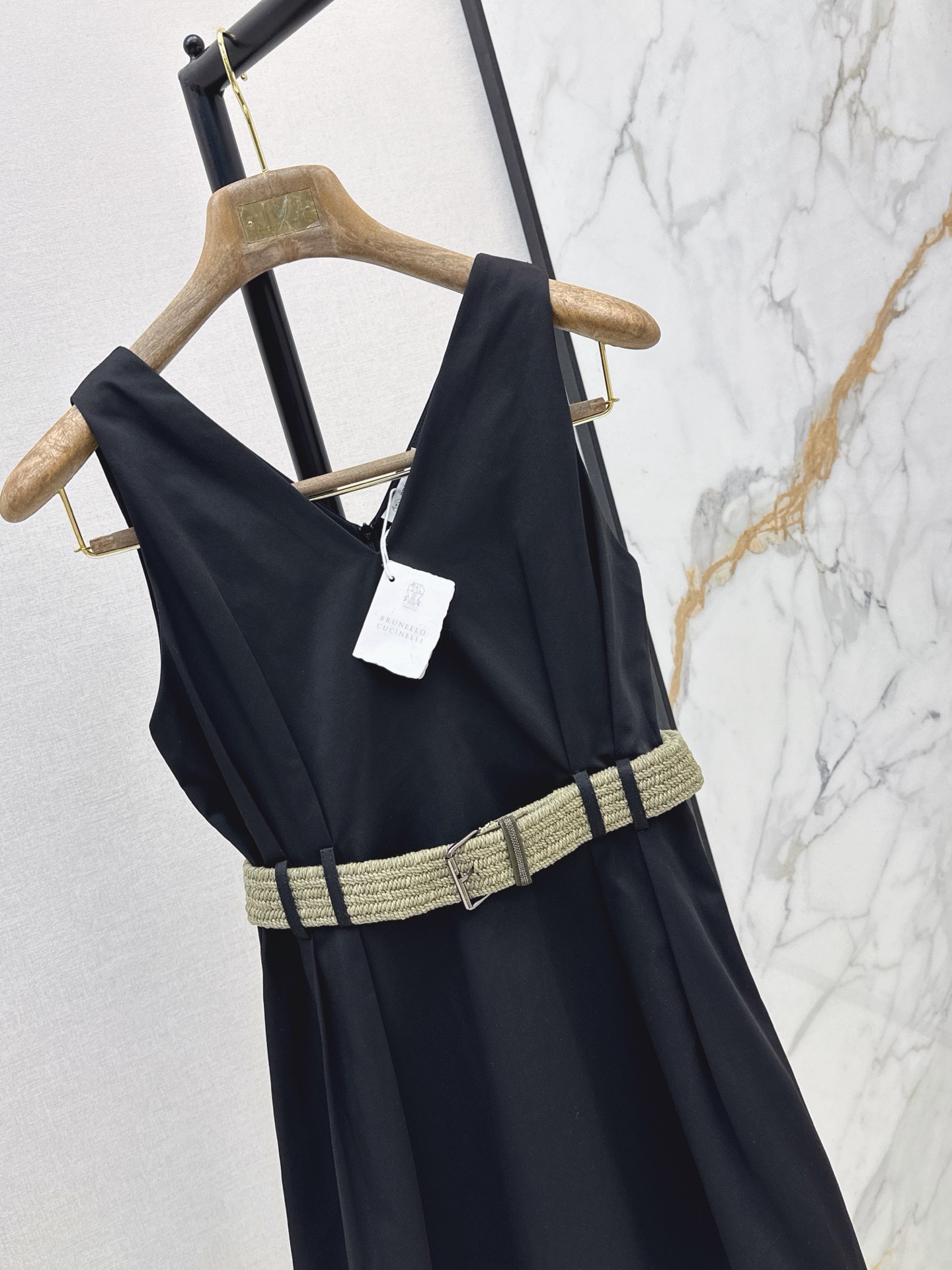 Brun 26ss sleeveless belted dress