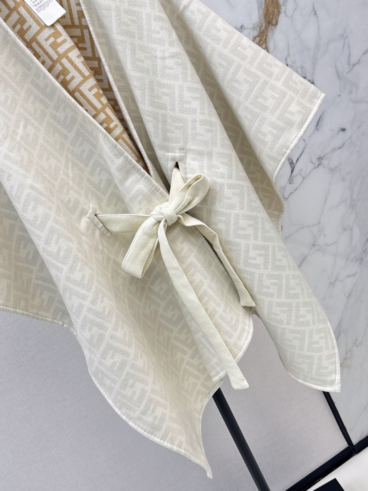 Fen 26fw wool shawls