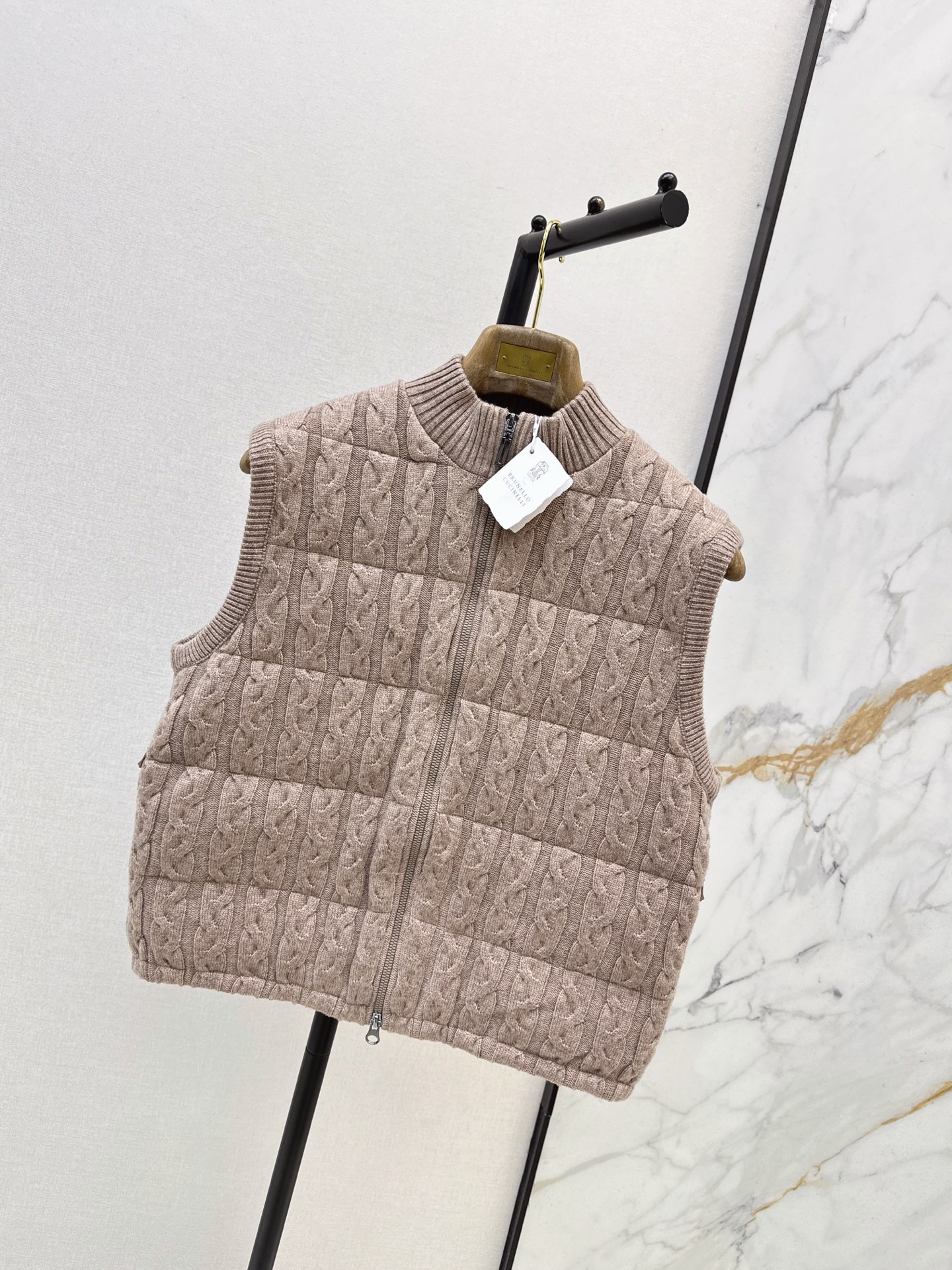 Brun 26fw knit down vest