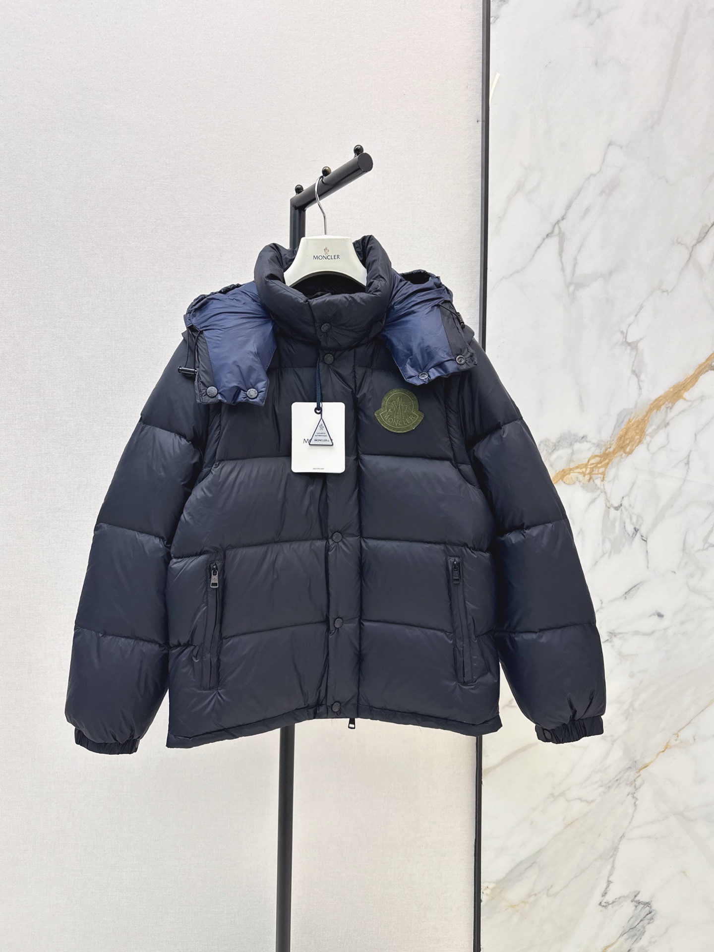 Monc 26fw detachable hooded down jacket