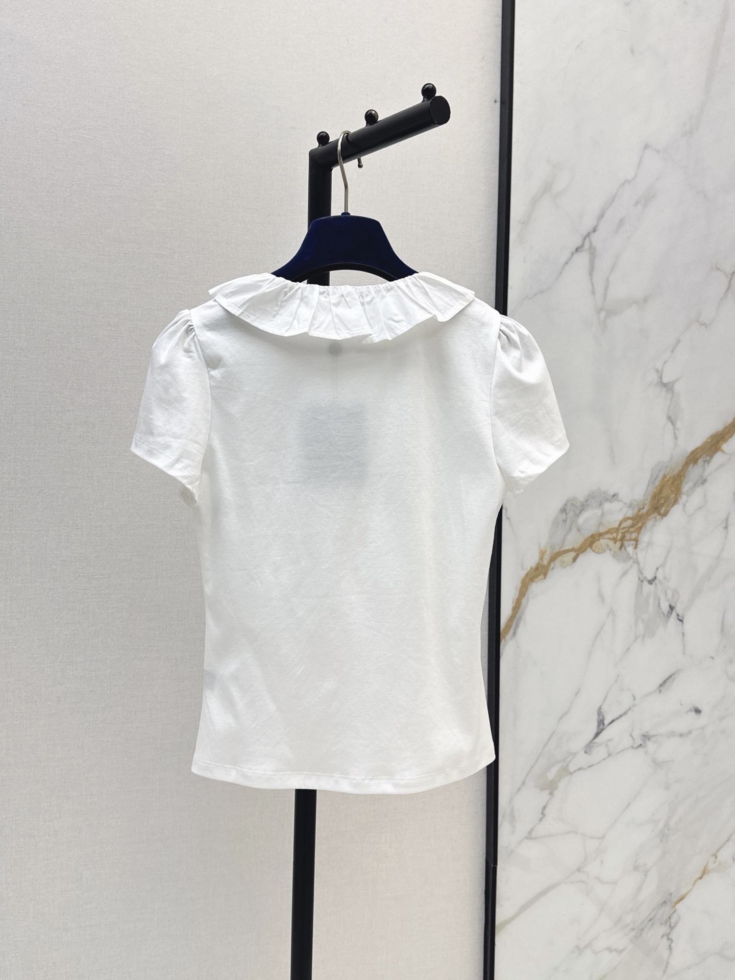 Loui 26fw ruffle t-shirt