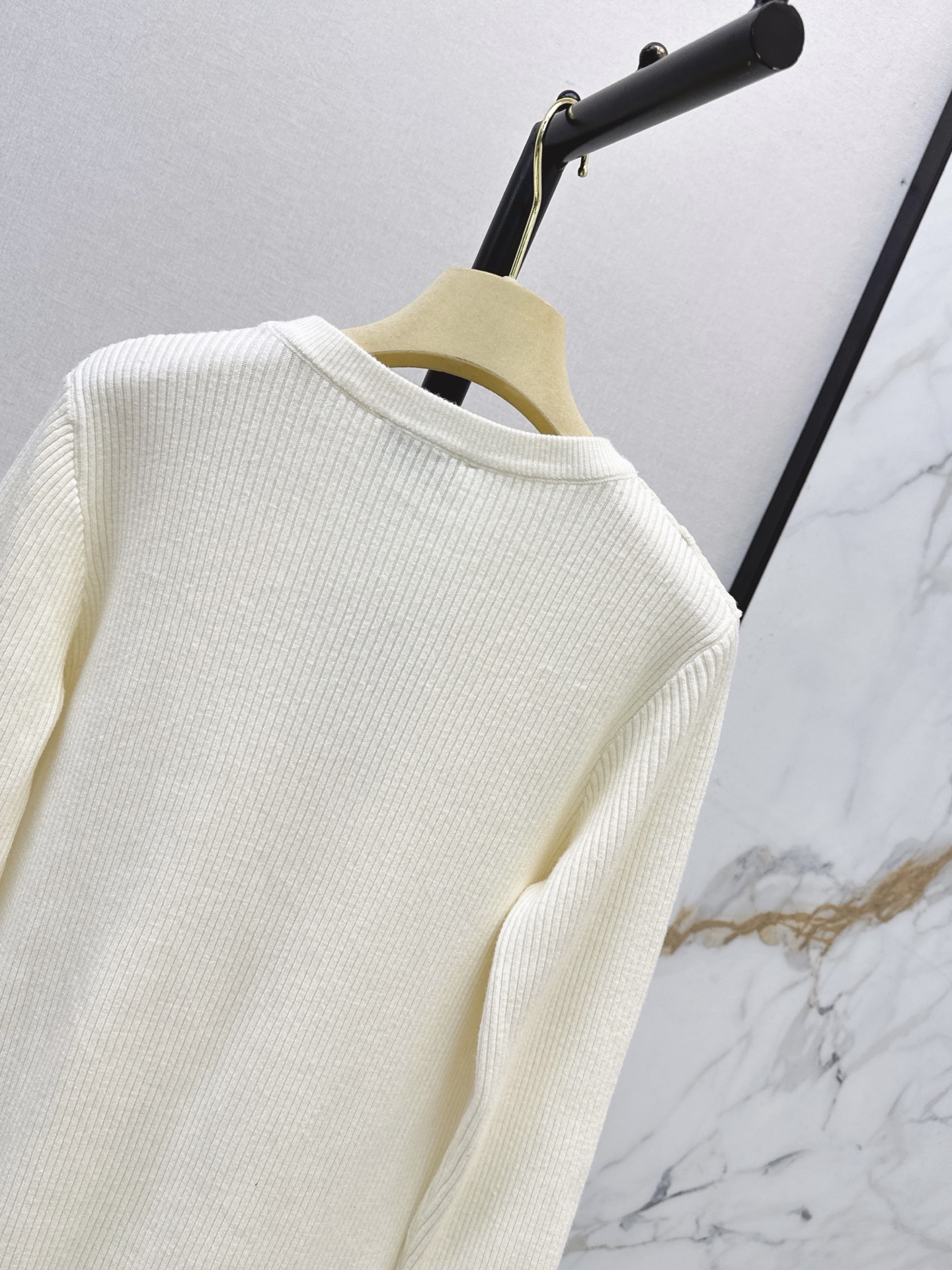 Miu 26fw lace contract sweater