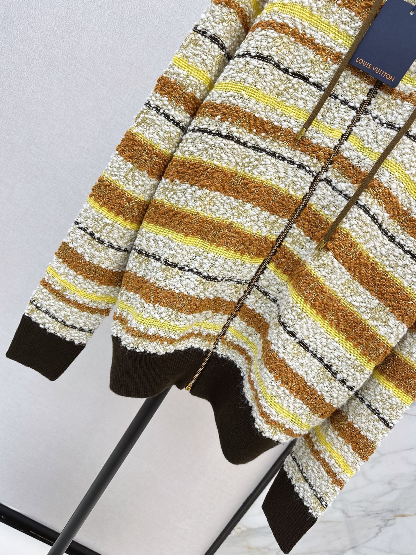Loui 26fw stripe jacquard knit sweater