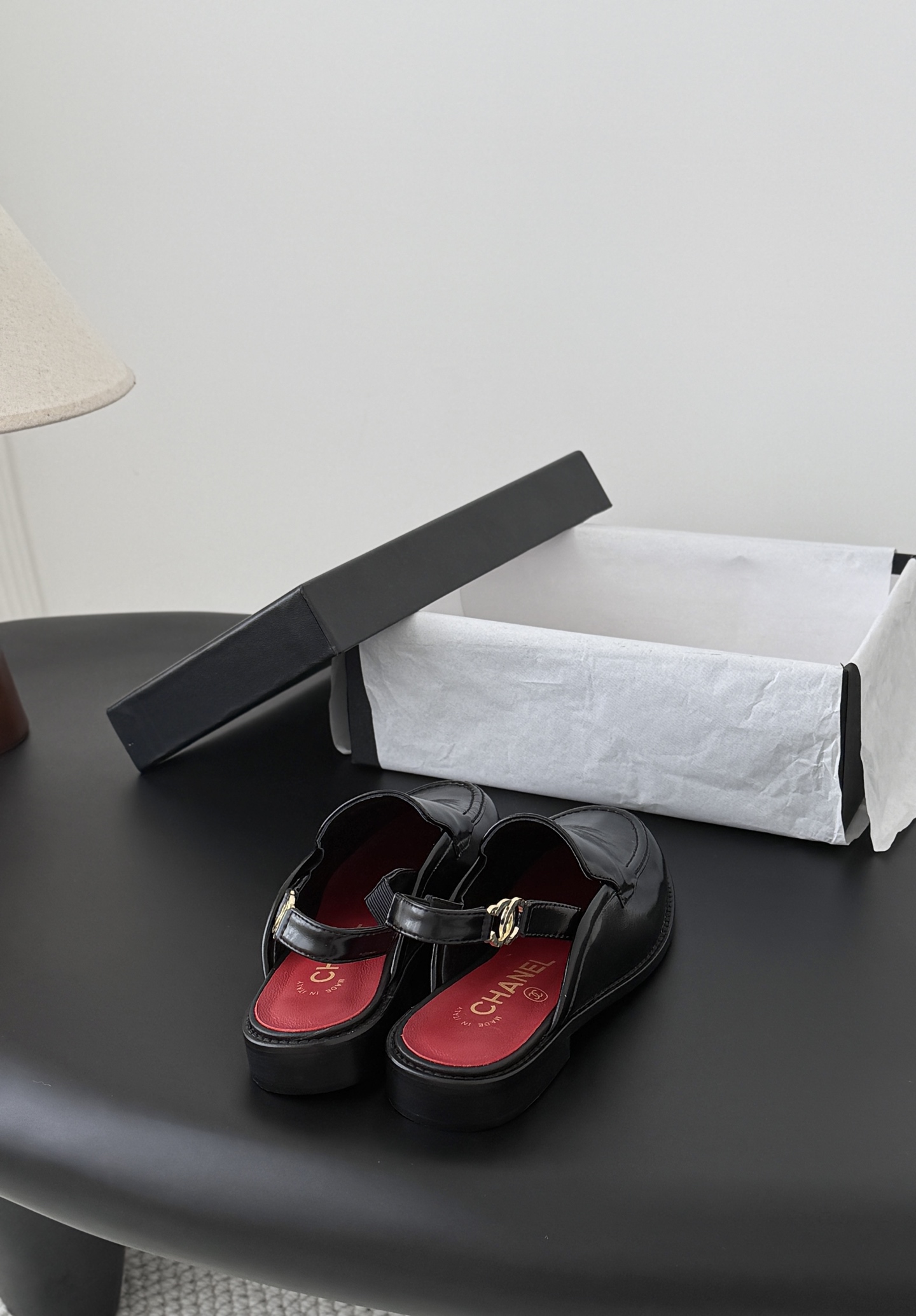 Chan 26ss slingback loafers