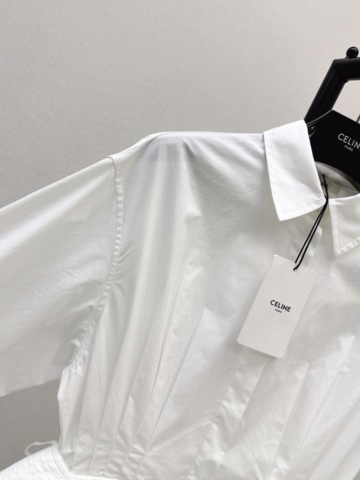 Celi 26fw detachable ruffle belted shirt dress