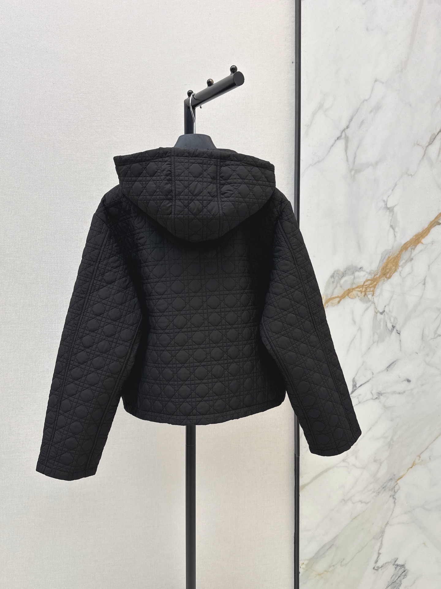CD 26fw hooded padded jacket
