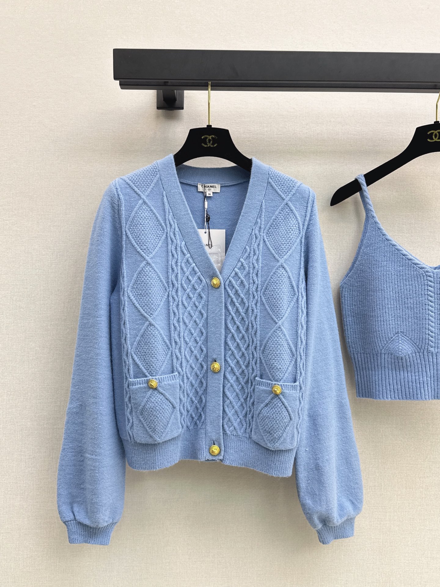 Chan 26fw cable knit camisole cardigan sets