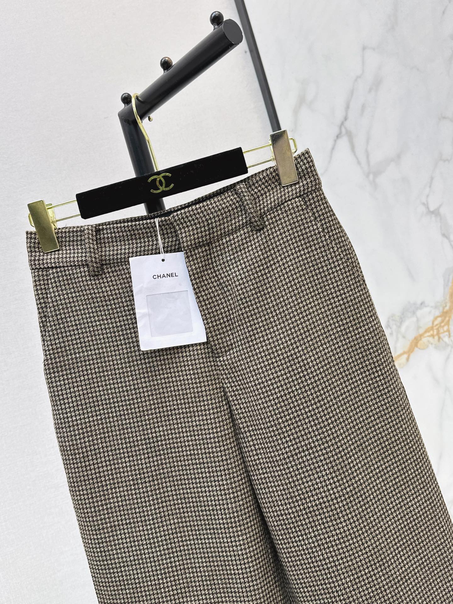Chan 26fw houndstooth suit pants