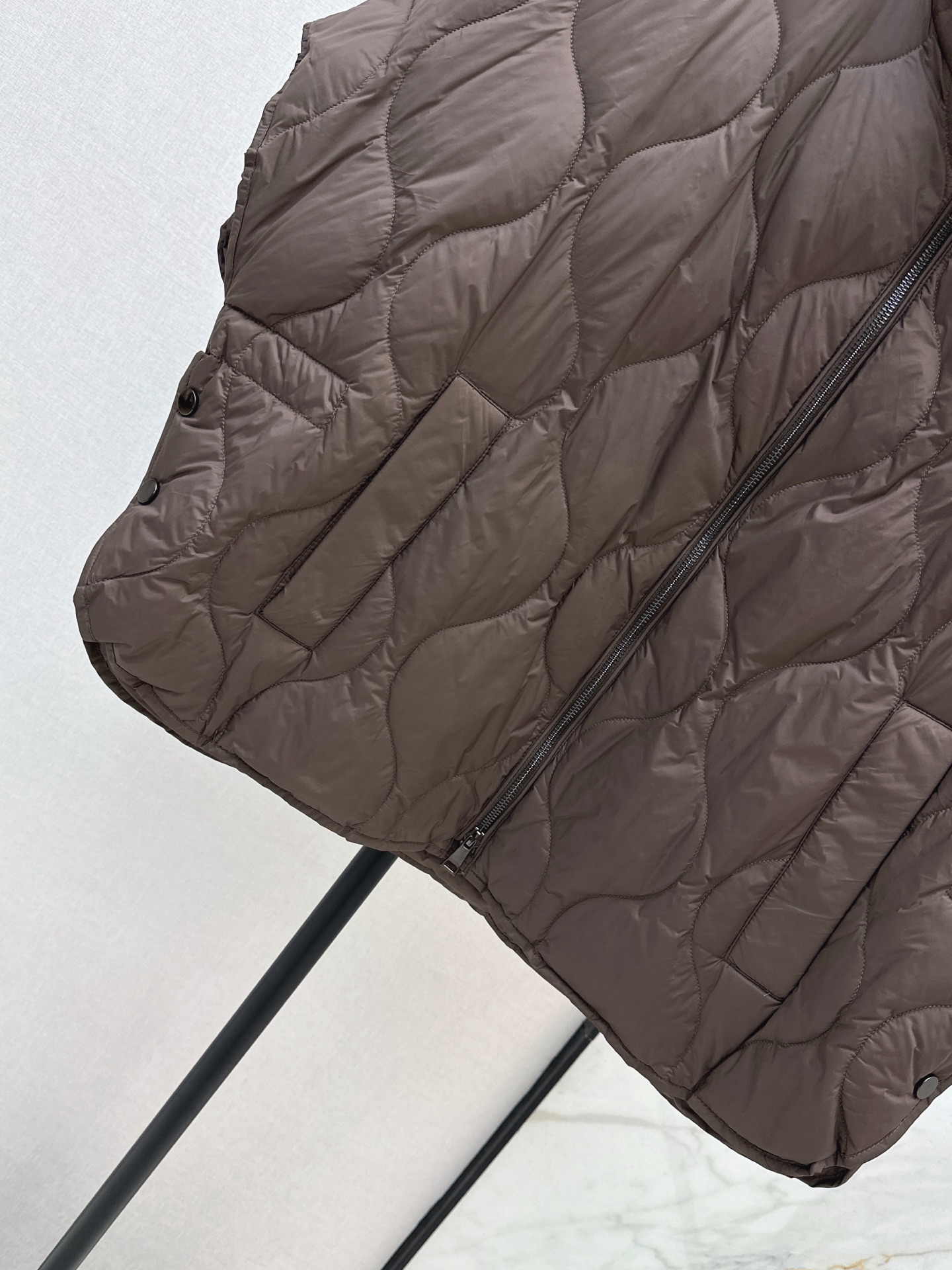 Max 26fw down vest jacket