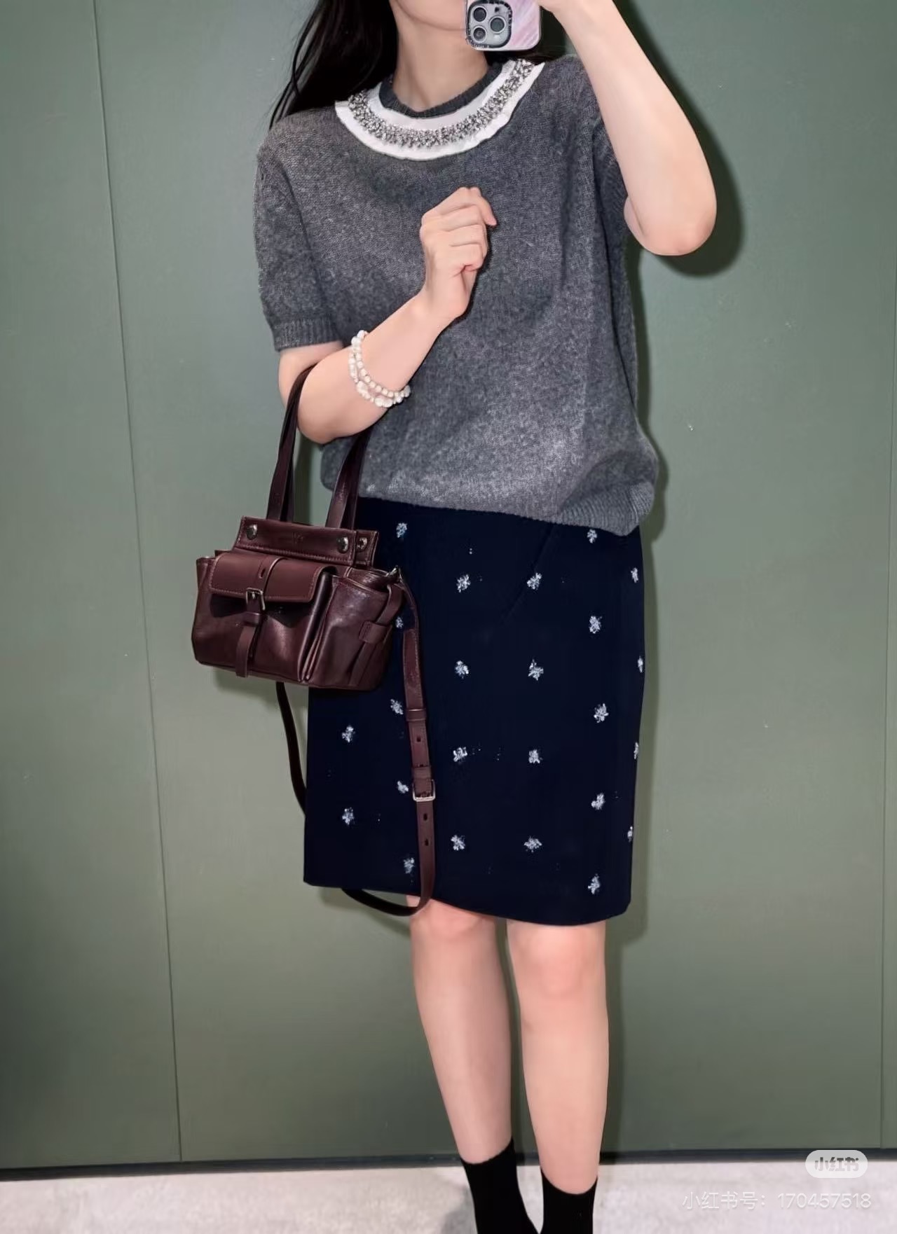 Pra 26fw rhinestone knit top