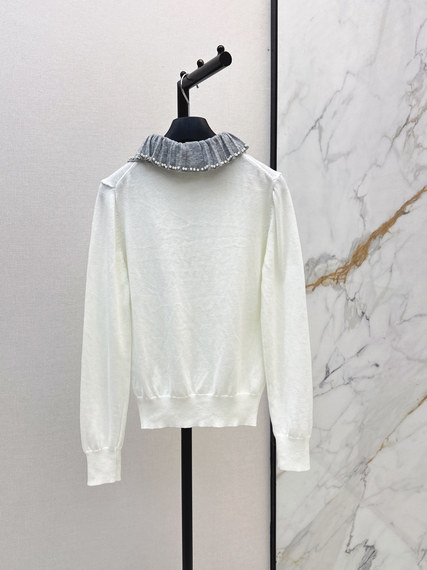 CD 26fw ruffle knit sweater