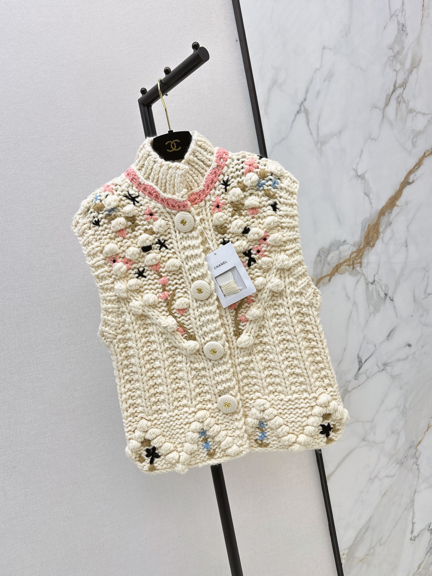 Chan 26fw embroidery knit vest