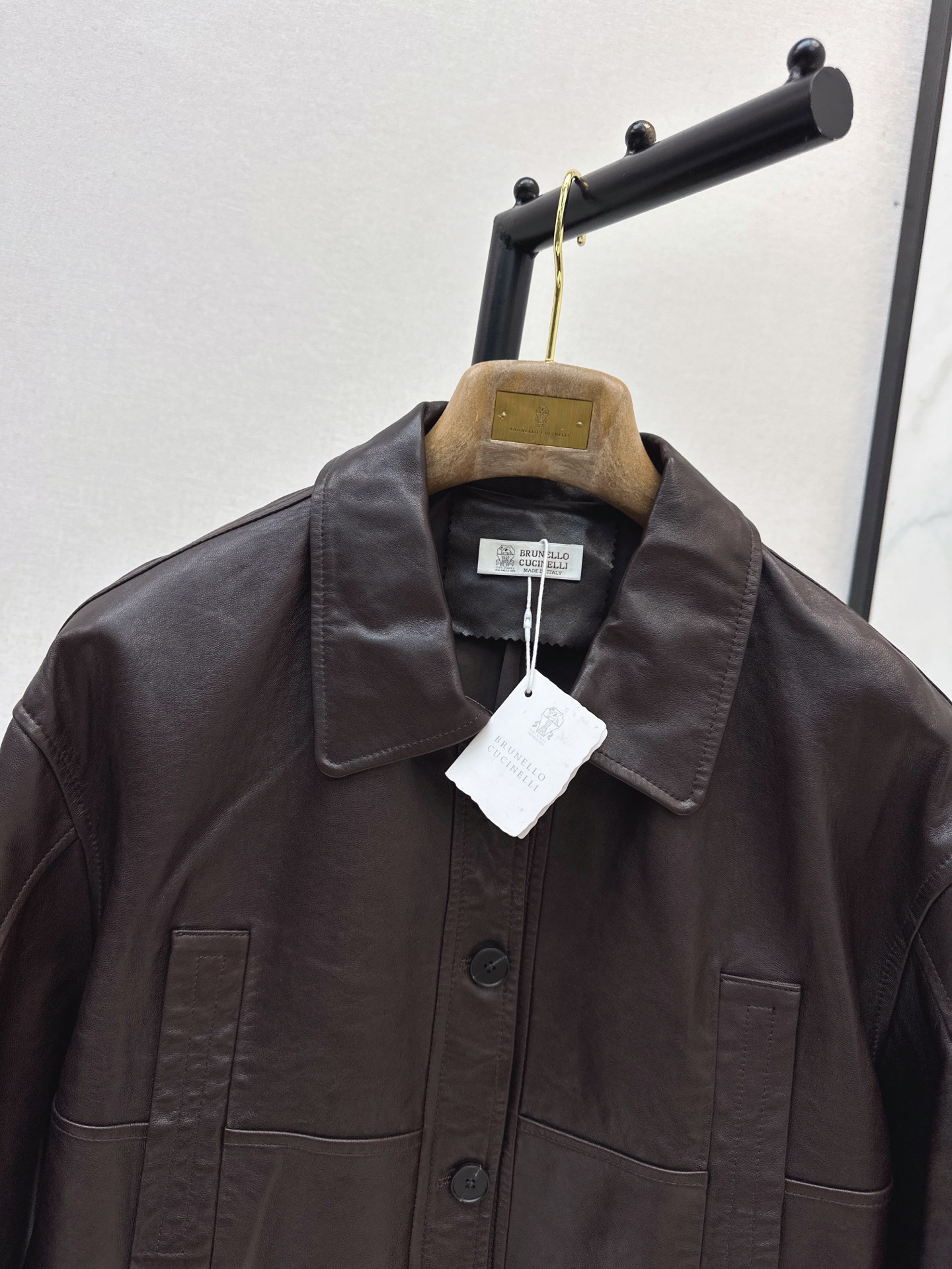 Brun 26fw cropped leather jacket