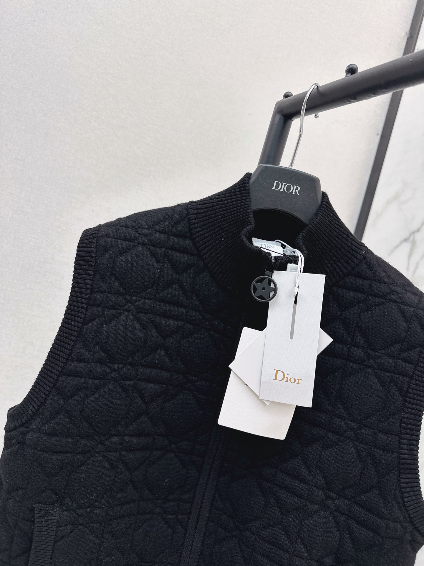 CD 26fw embroidery knit vest