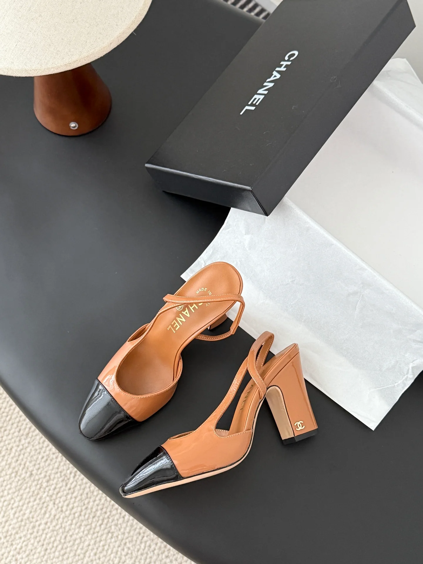 Chan 25fw slingback heels