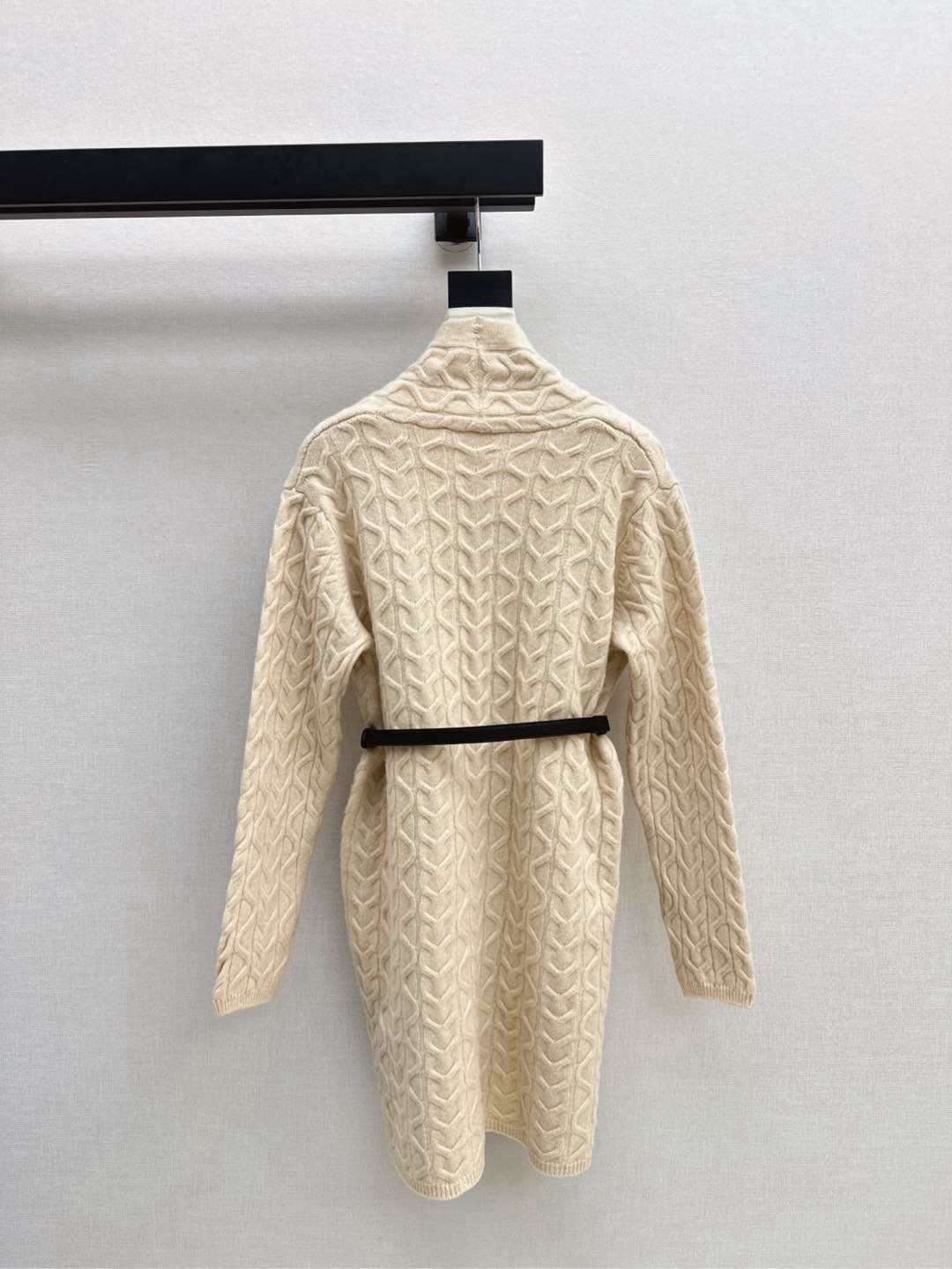 Her 26fw belted cardigan