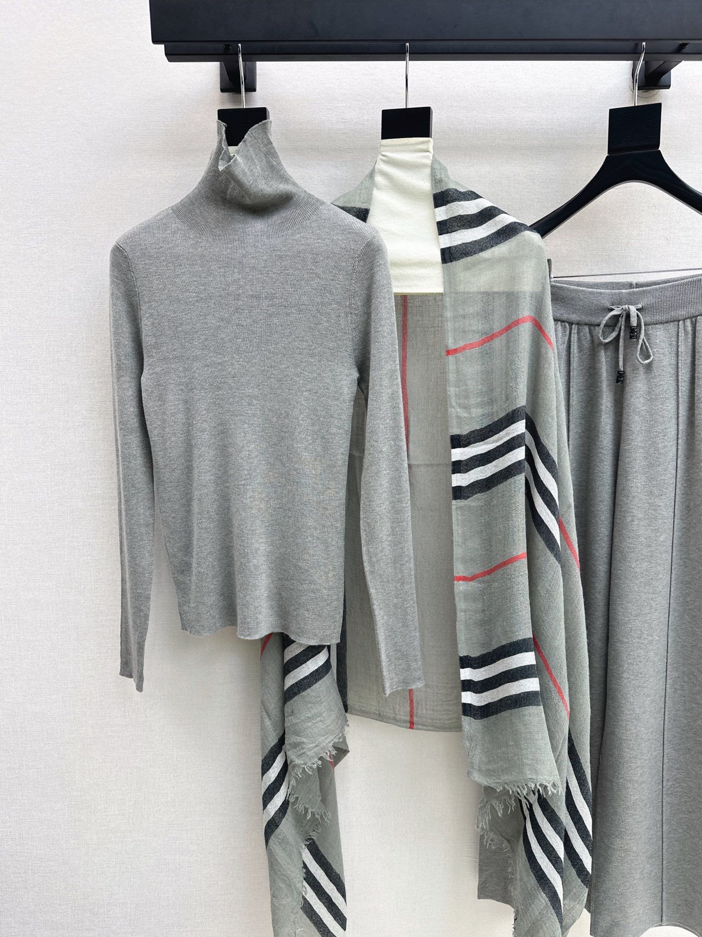 Bur 26fw knit basic tee check shawls pants set