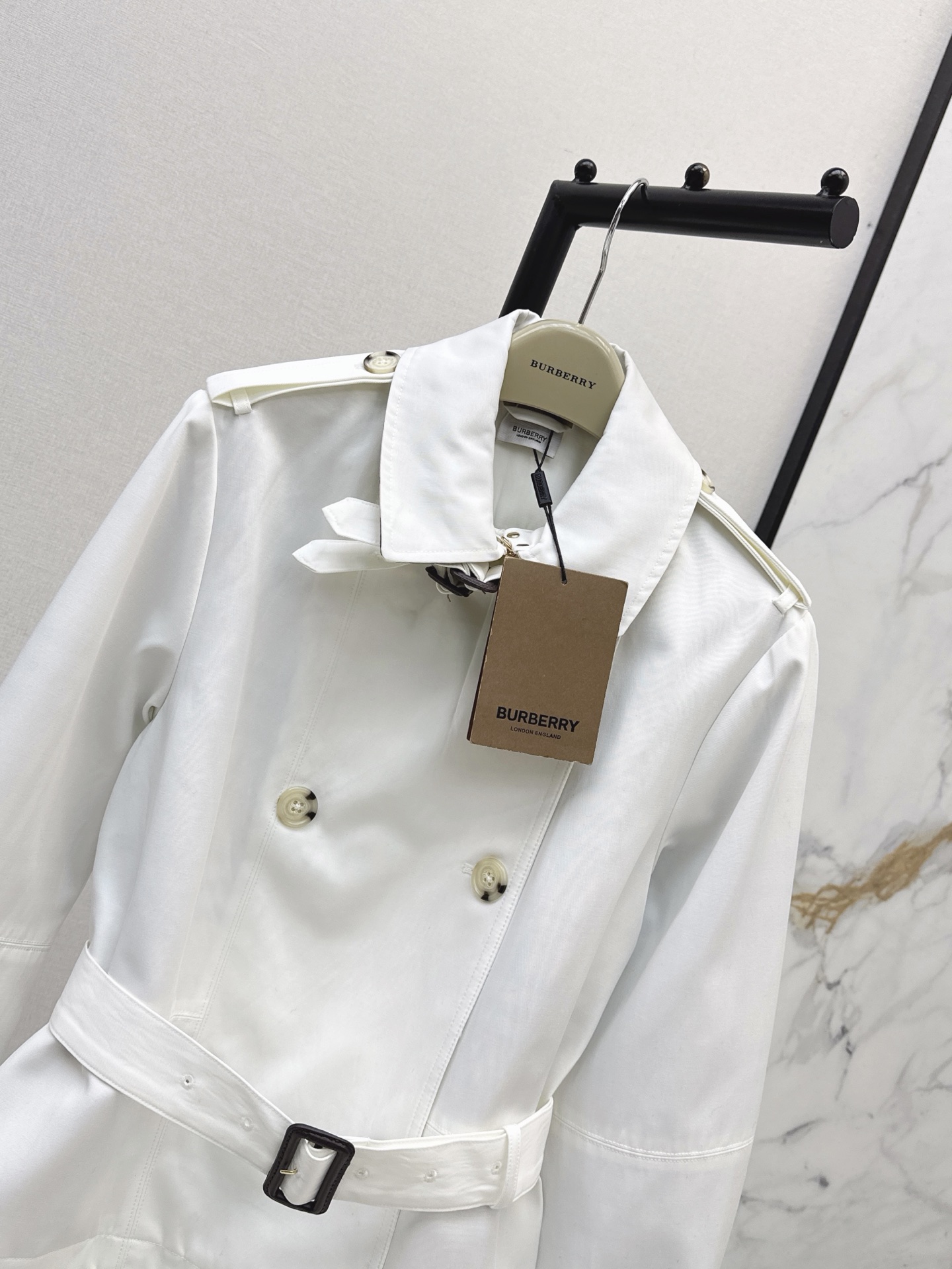 Bur 26fw cropped trench coats